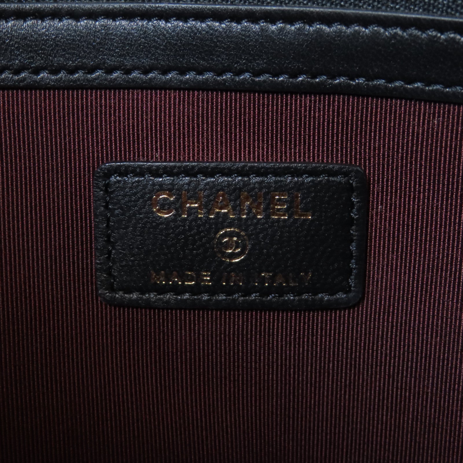 CHANEL 菱格羊皮皮革Clutch Bag金扣手拿包黑色