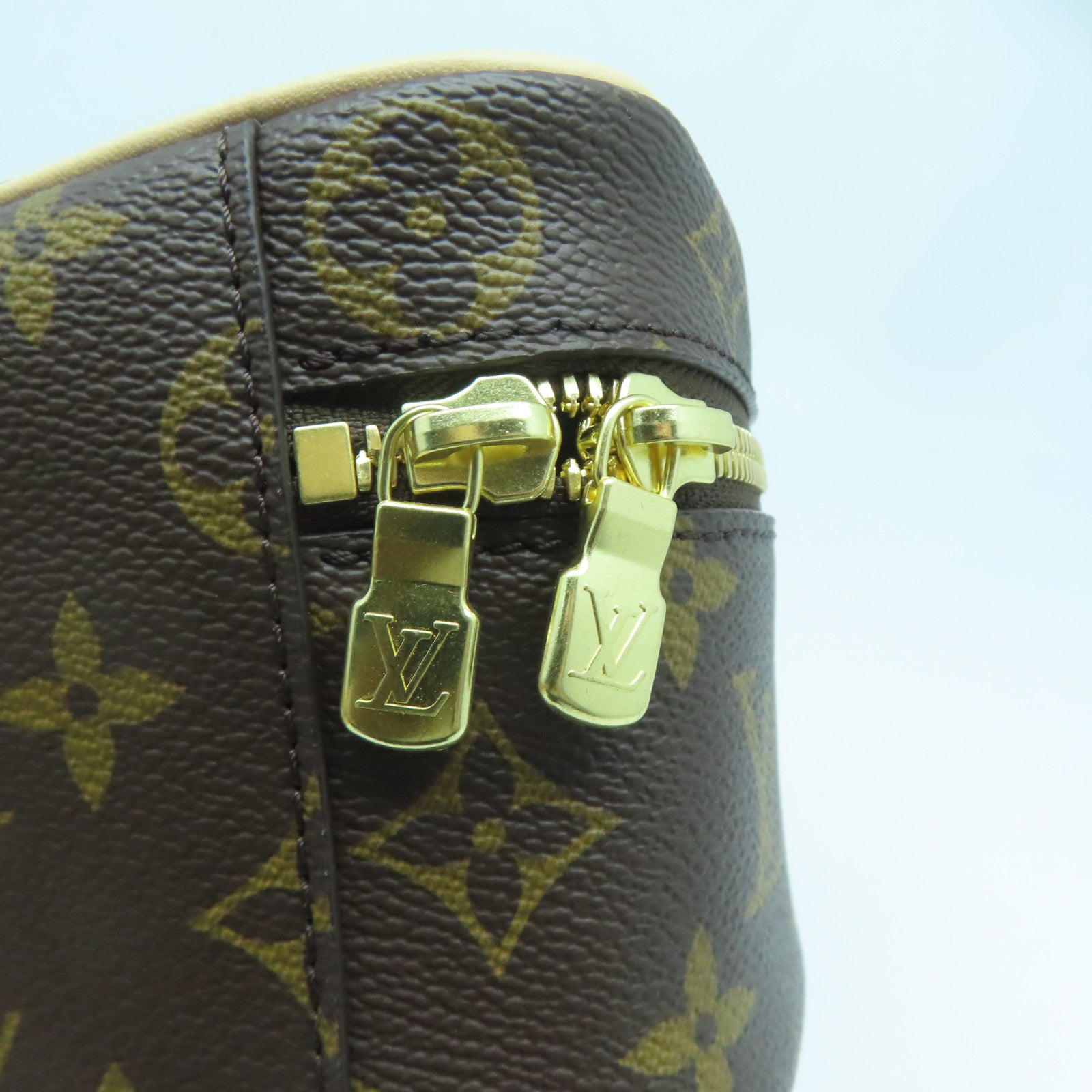 LOUIS VUITTON Monogram Nice Nano金扣化妝袋啡色