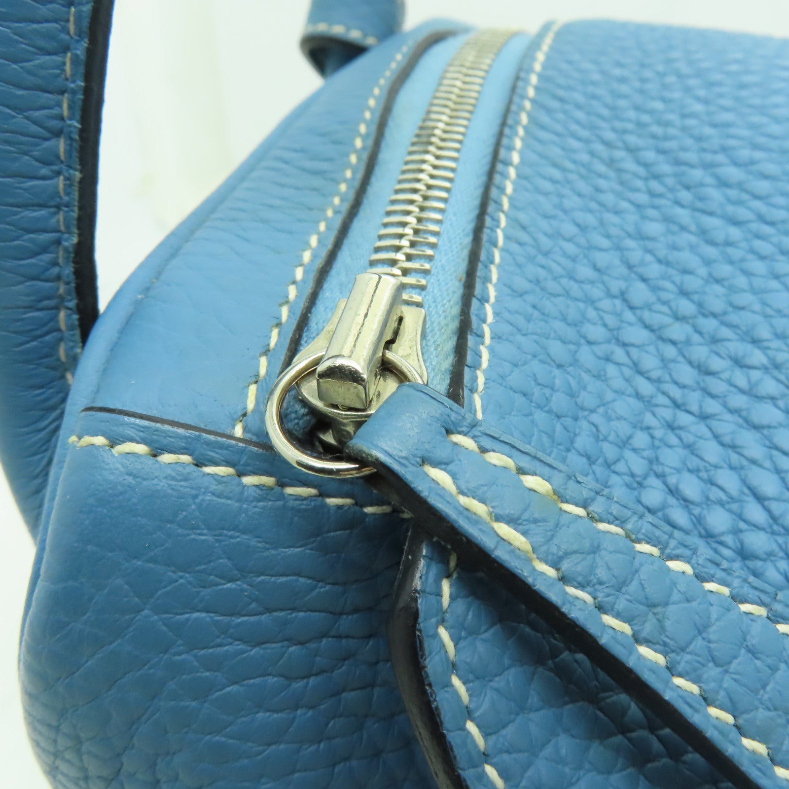 HERMES 【激減優惠】Clemence皮革Lindy 30銀扣手挽肩背兩用袋Blue Jean淺藍色