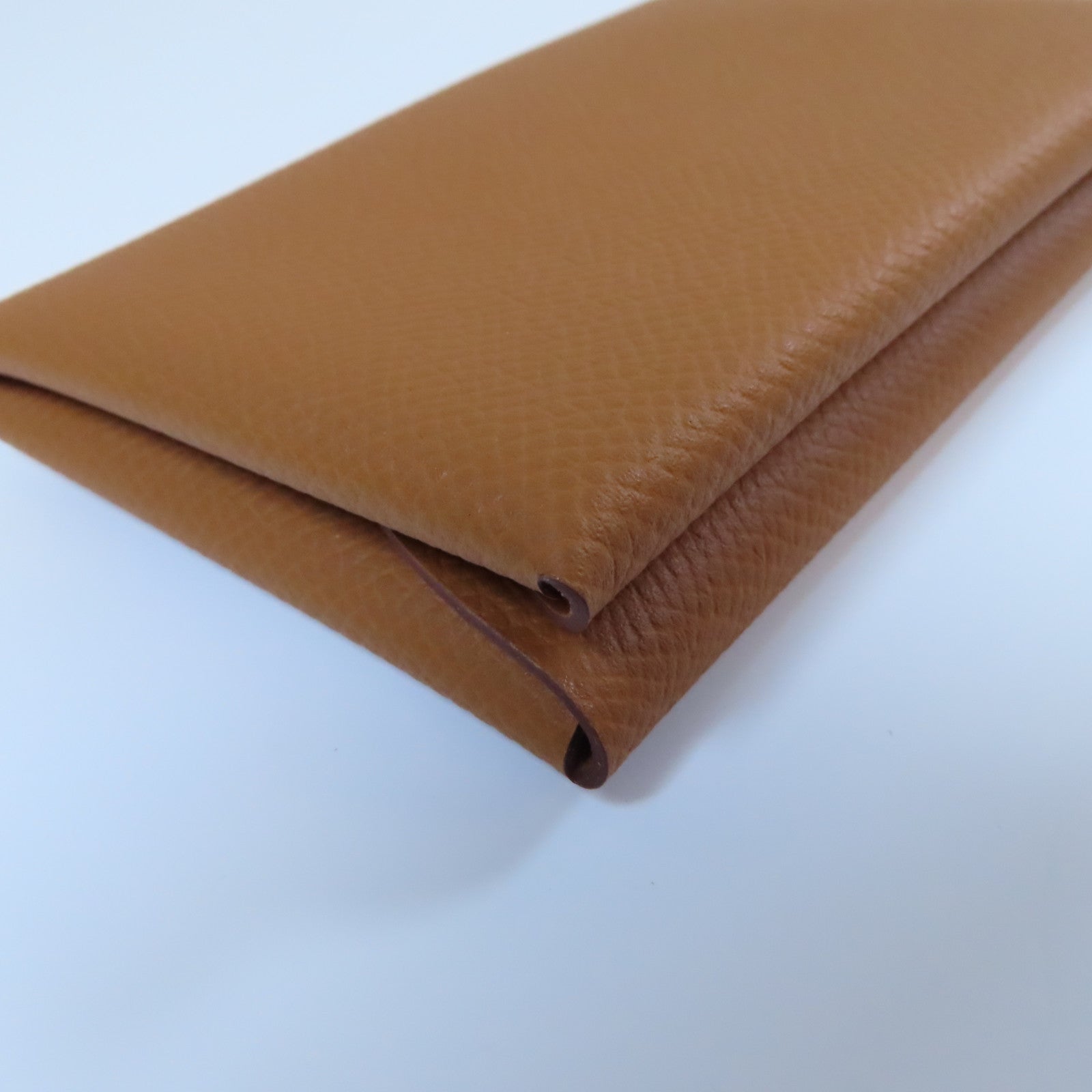 HERMES Epsom皮革Calvi Duo銀扣卡片套經典駝色