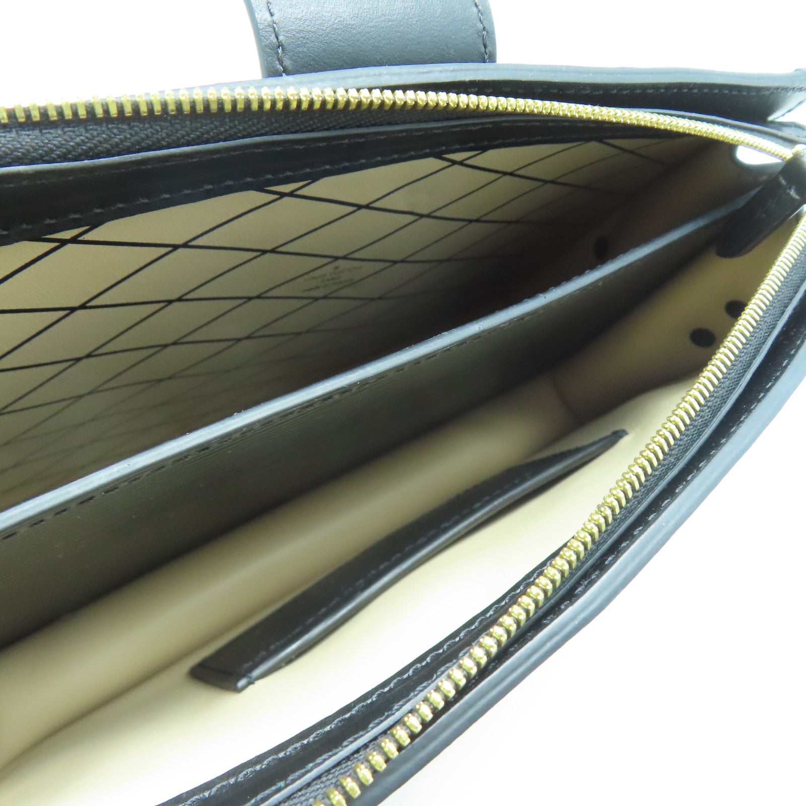 LOUIS VUITTON Epi Trunk金扣肩背袋黑色