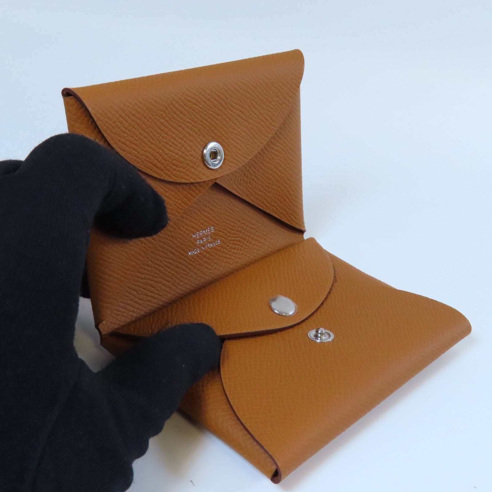 HERMES Epsom皮革Calvi Duo銀扣卡片套經典駝色