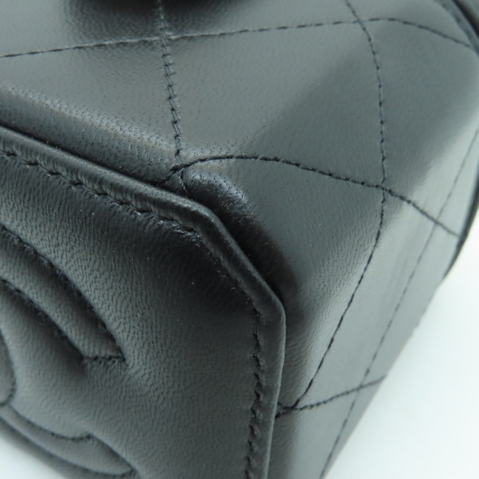 CHANEL 菱格牛皮皮革Chain Shoulder Bag金扣鏈帶肩背袋黒色