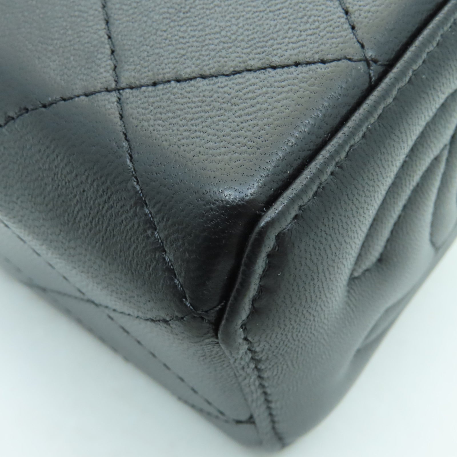 CHANEL 菱格牛皮皮革Chain Shoulder Bag金扣鏈帶肩背袋黒色