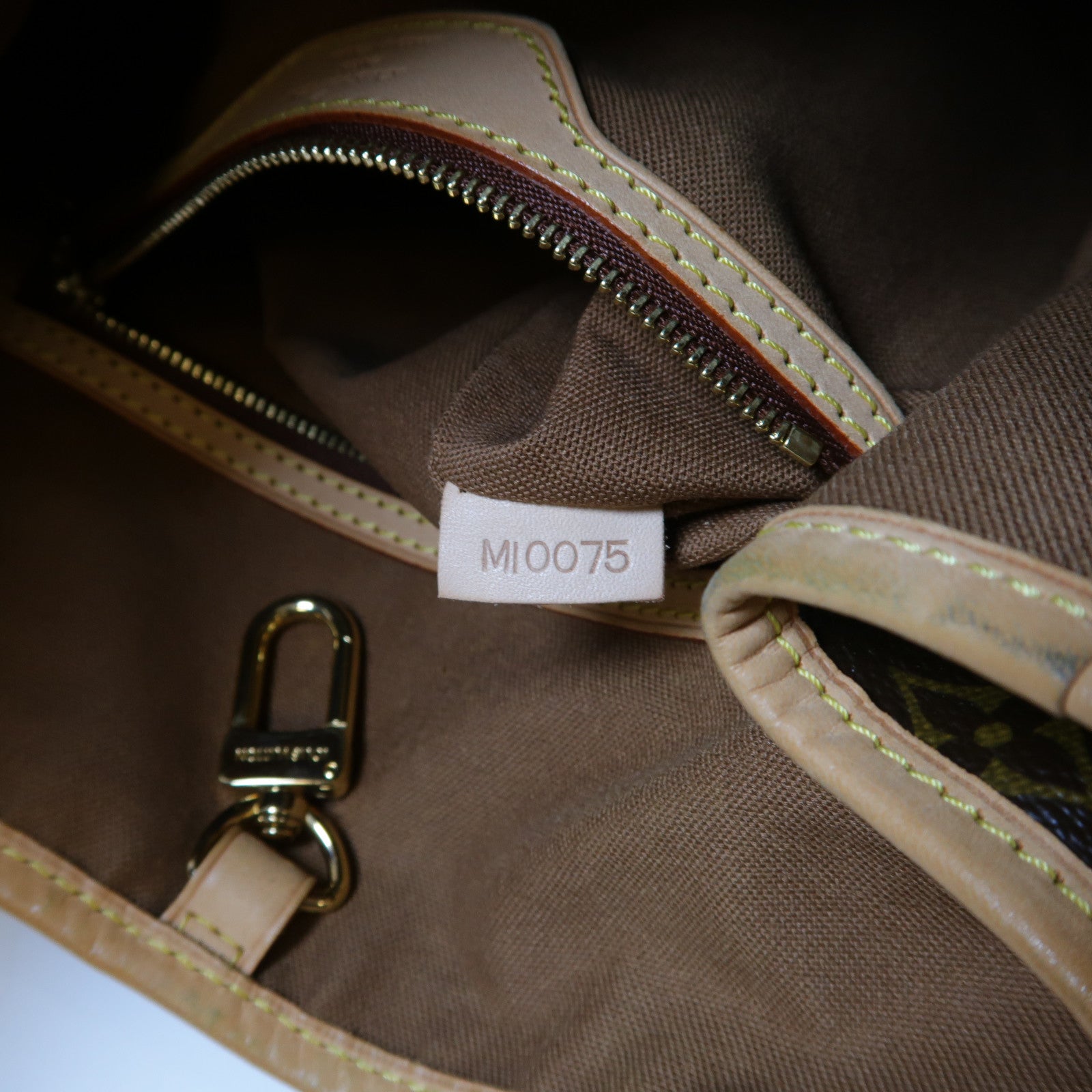 LOUIS VUITTON Monogram Batignolles Horizont金扣肩背袋啡色