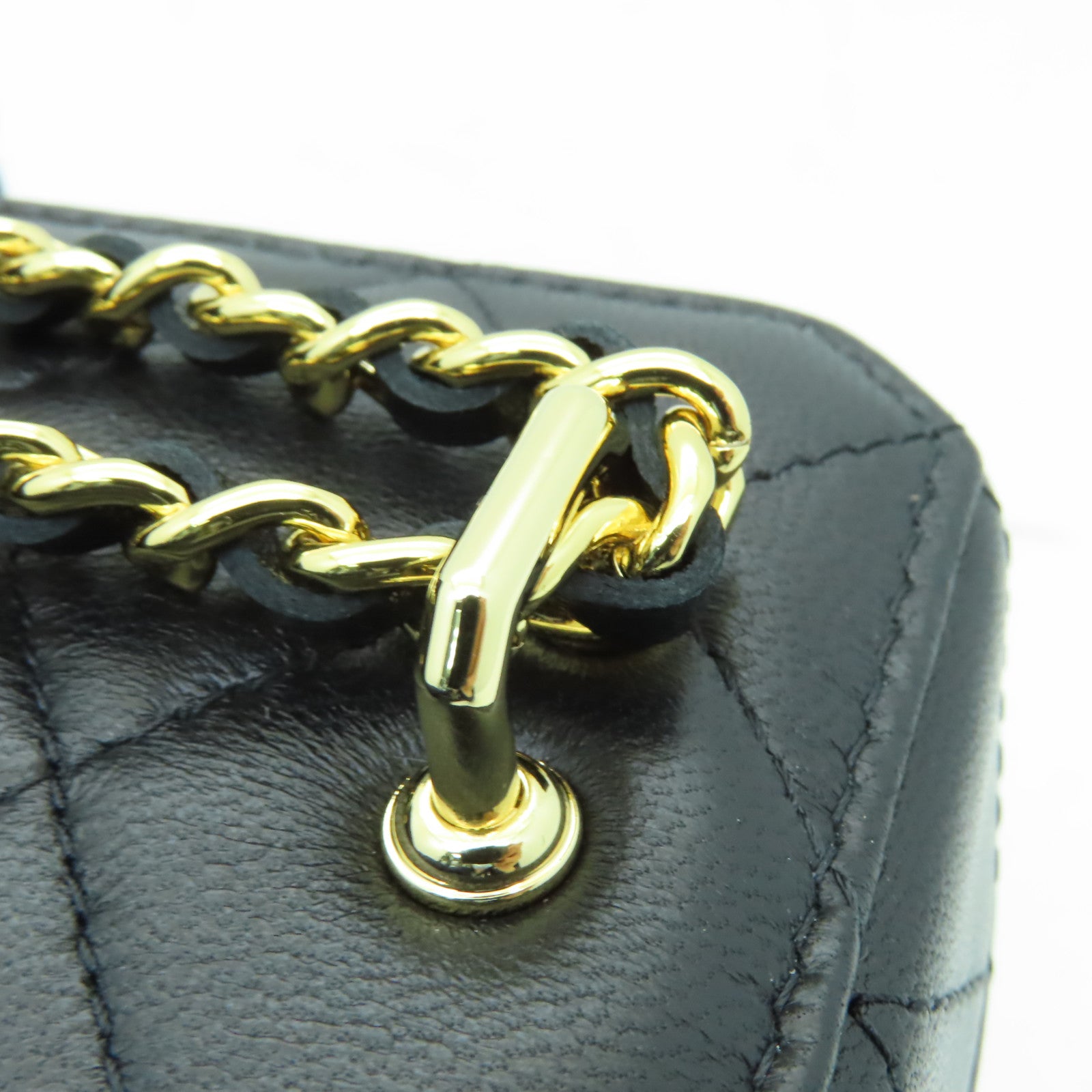CHANEL 菱格牛皮皮革Chain Shoulder Bag金扣鏈帶肩背袋黒色