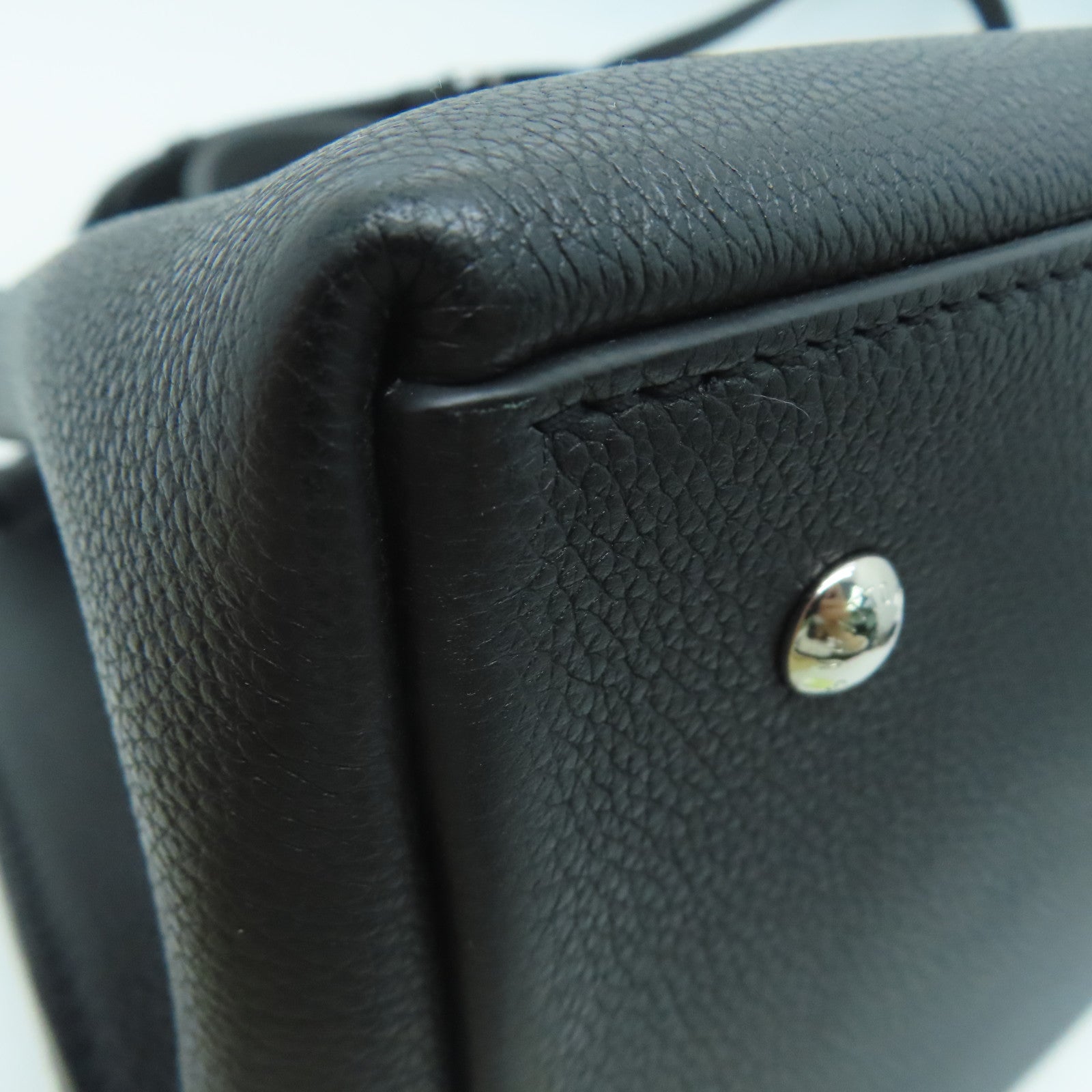 LOUIS VUITTON 牛皮皮革Lockme Day銀扣手挽肩背兩用袋黑色