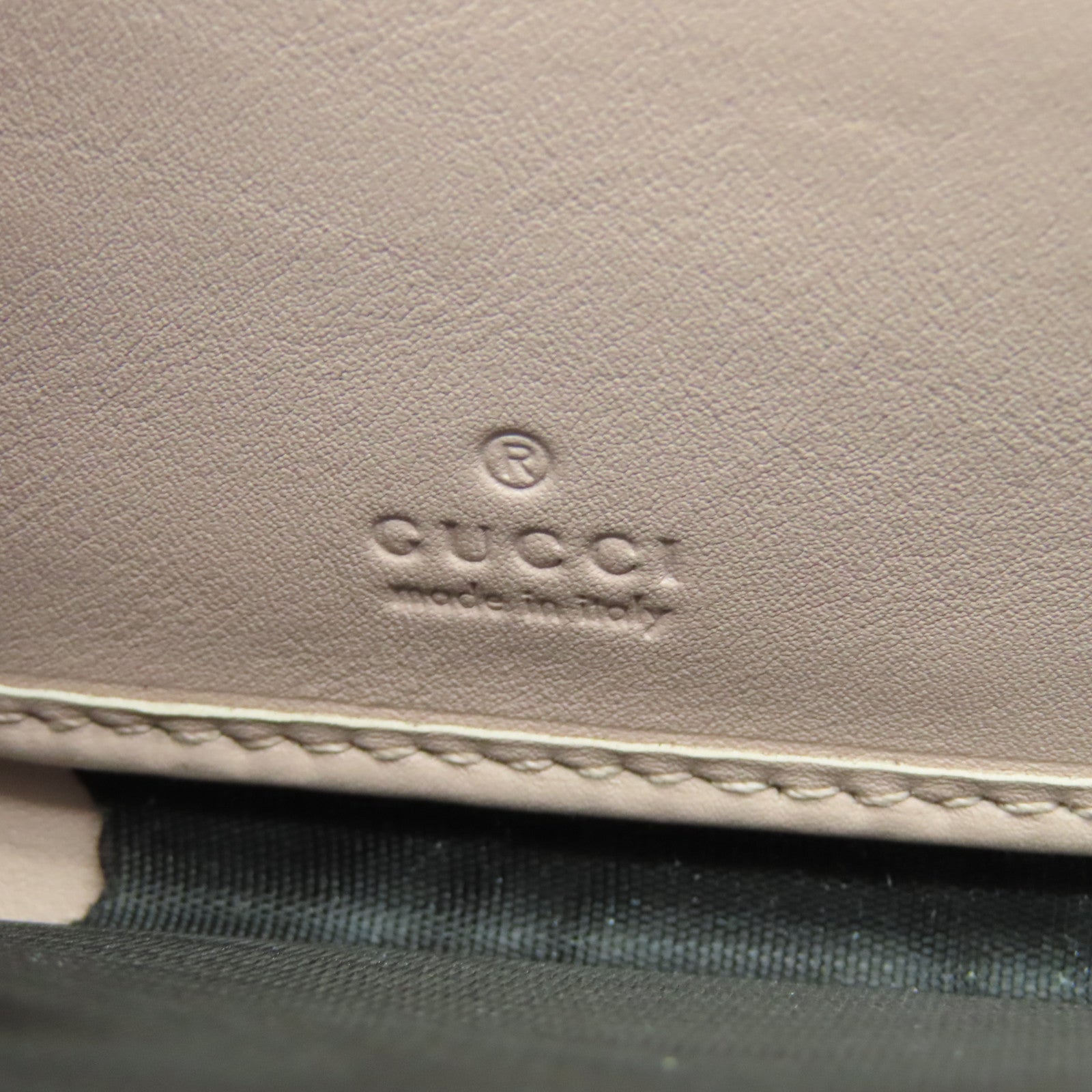 GUCCI 斜纹牛皮皮革Marmont Wallet金扣长钱包粉红色