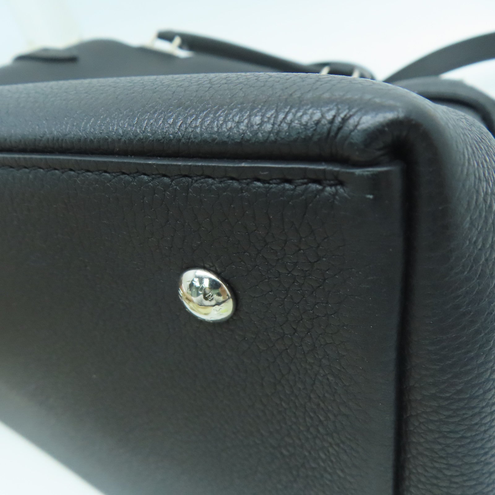 LOUIS VUITTON 牛皮皮革Lockme Day銀扣手挽肩背兩用袋黑色