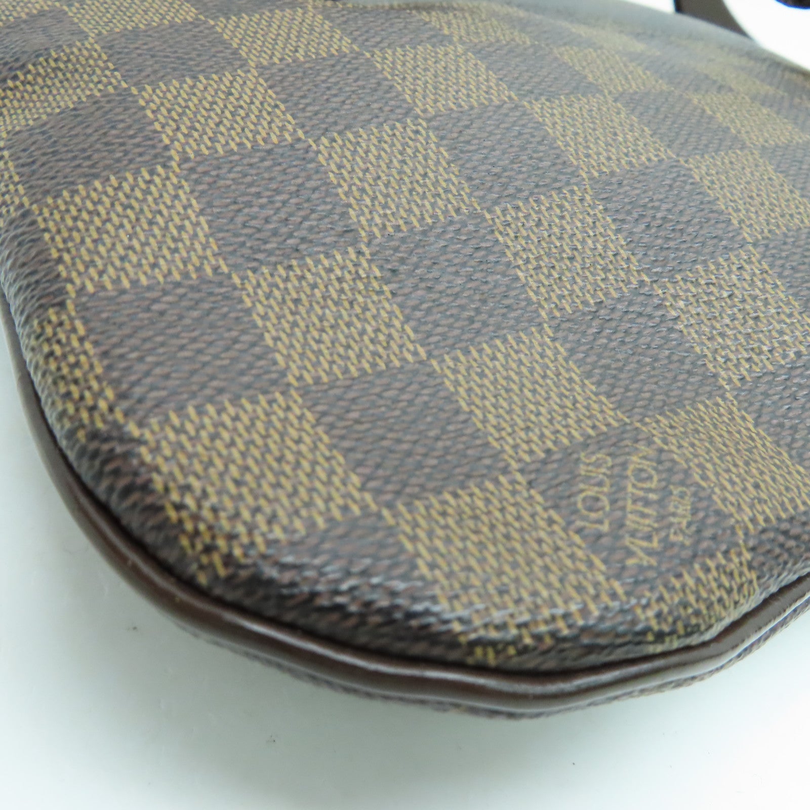 LOUIS VUITTON Damier Pochette Bosphore Shoulder Bag金扣肩背袋啡色