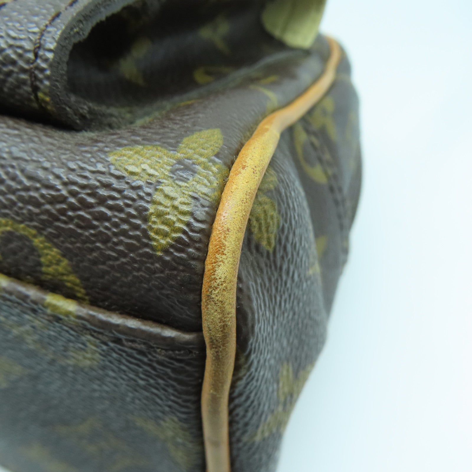 LOUIS VUITTON Monogram Manhattan PM金扣手挽袋棕色
