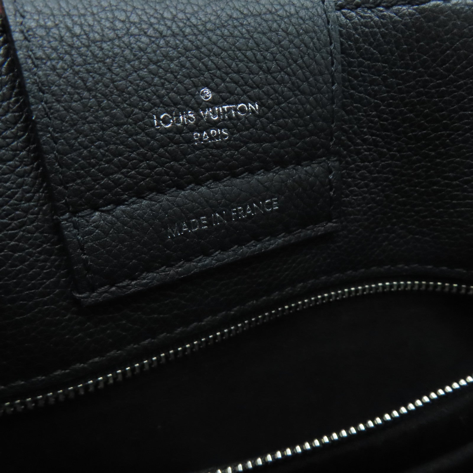 LOUIS VUITTON 牛皮皮革Lockme Day銀扣手挽肩背兩用袋黑色