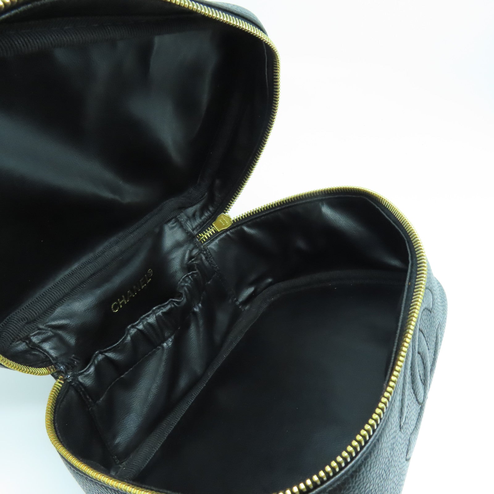 CHANEL 【激減優惠】Caviar皮革Vintage Vanity Case金扣化妝袋黑色