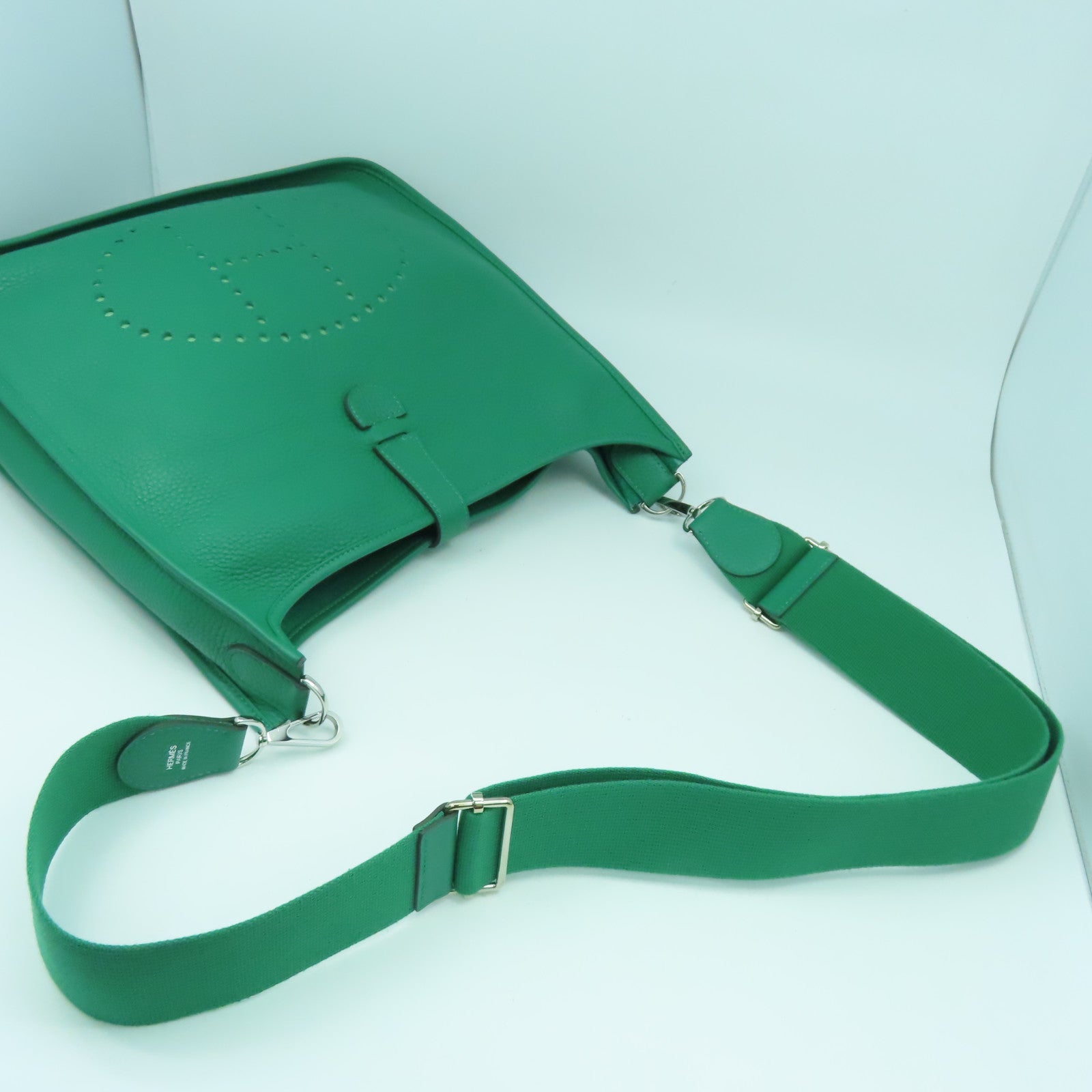 HERMES Clemence皮革Evelyne GM銀扣肩背袋綠色
