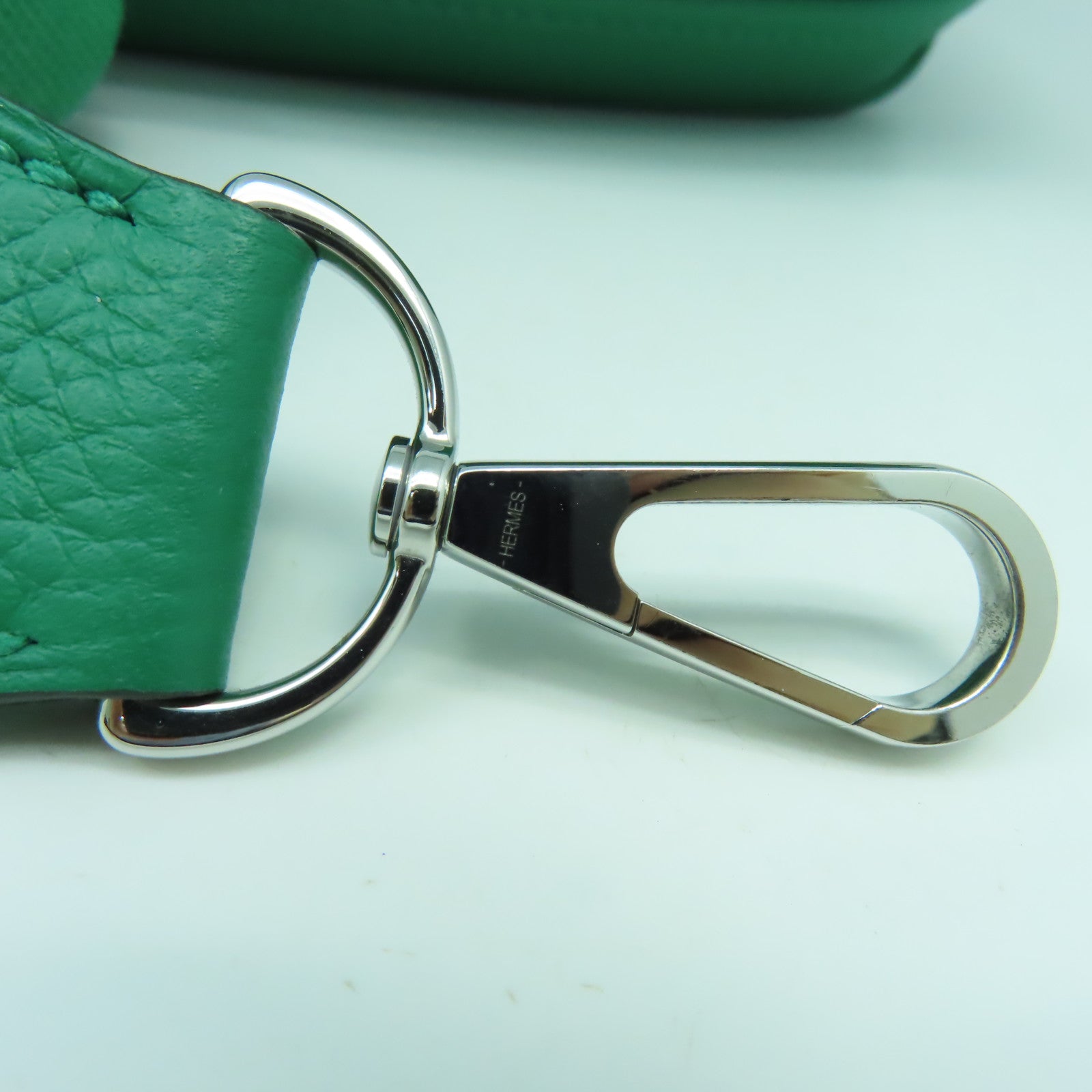 HERMES Clemence皮革Evelyne GM銀扣肩背袋綠色