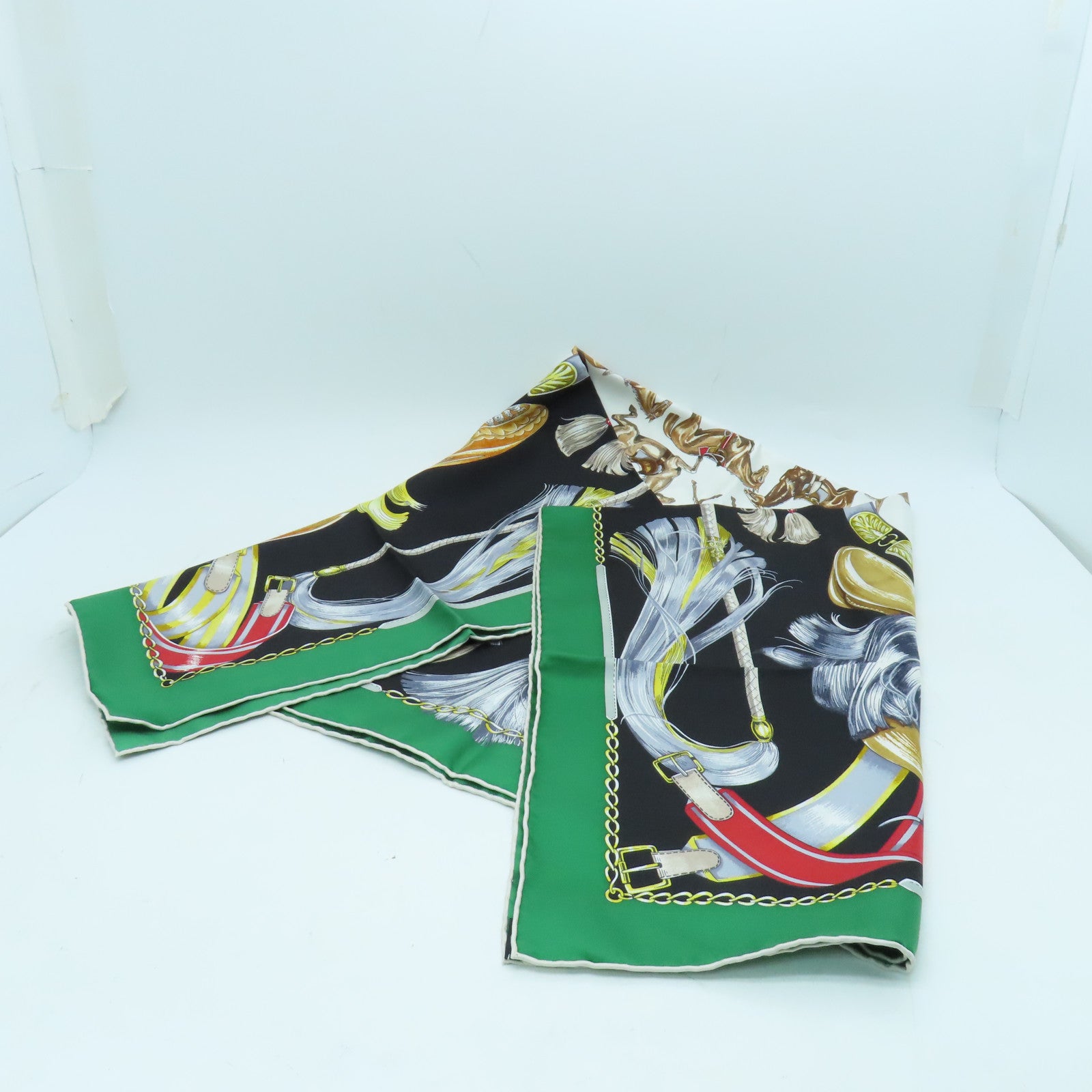 HERMES 【激減優惠】絲質Scarf 90x90絲巾彩色