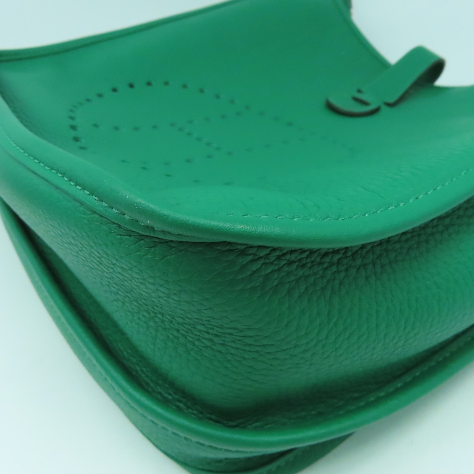 HERMES Clemence皮革Evelyne GM銀扣肩背袋綠色