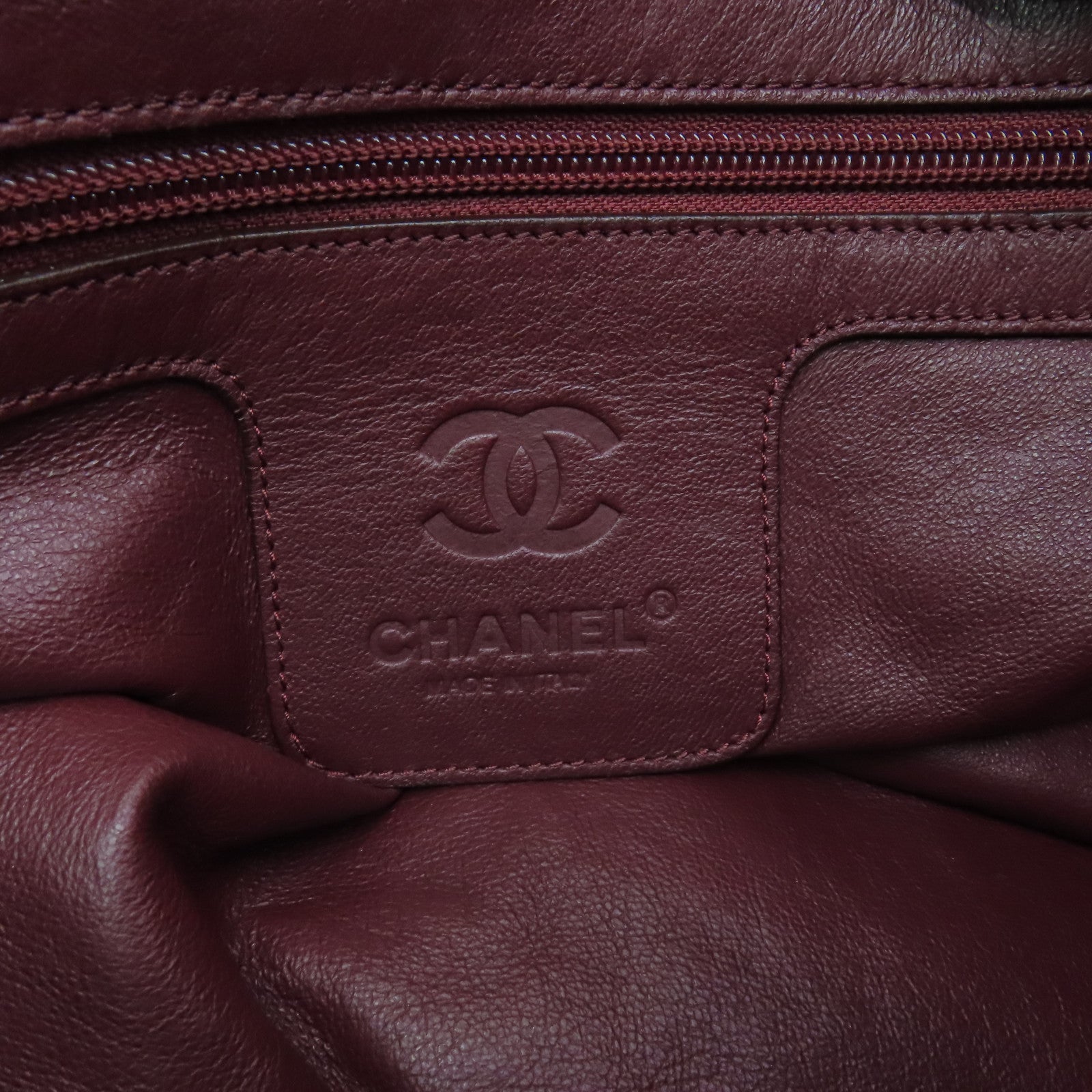 CHANEL diamond Caviar leather CoCo Cocoon silver buckle handle bag black