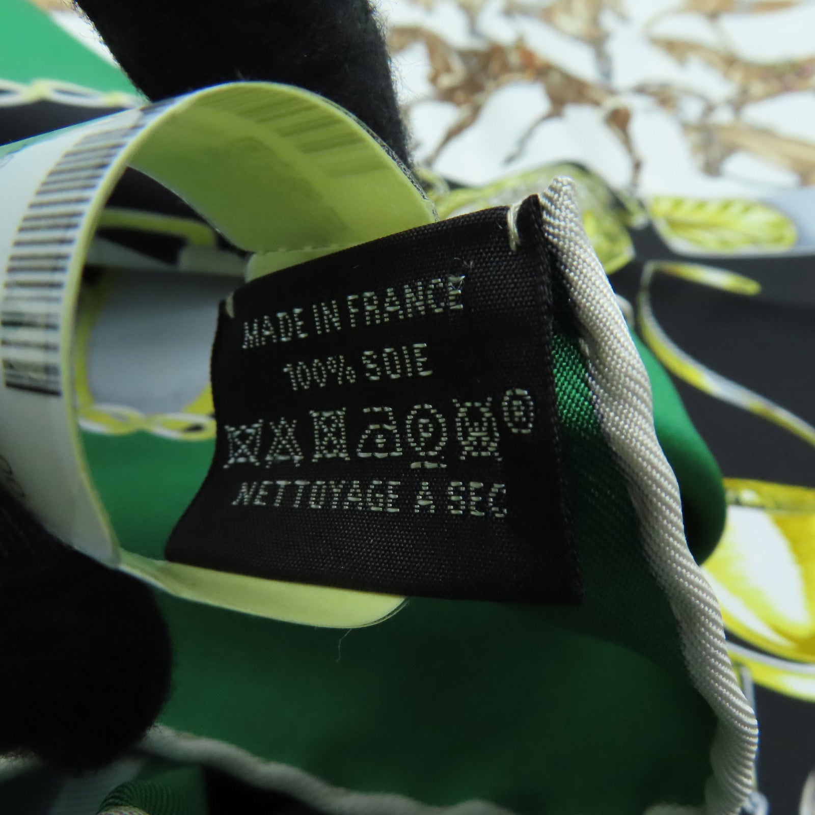 HERMES 【激減優惠】絲質Scarf 90x90絲巾彩色