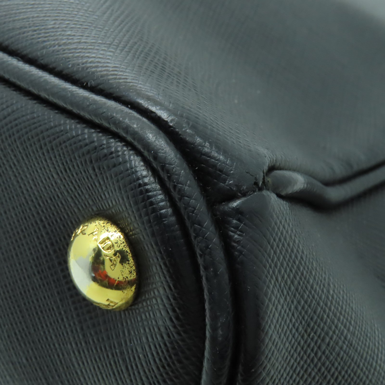 PRADA 牛皮皮革Galleria Handbag金扣手挽袋黑色
