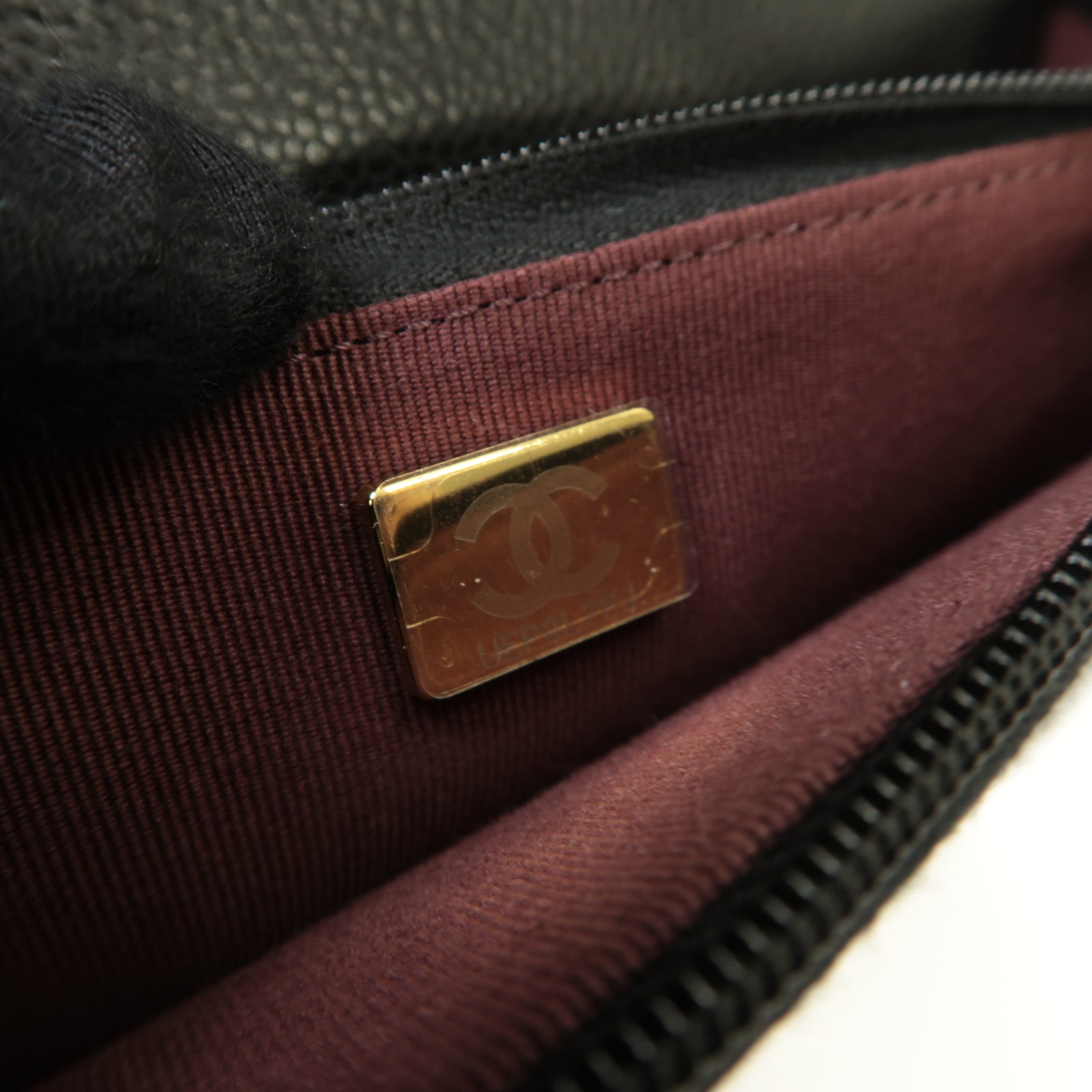 CHANEL Caviar皮革WOC Shoulder Bag金扣鏈帶肩背袋黒色