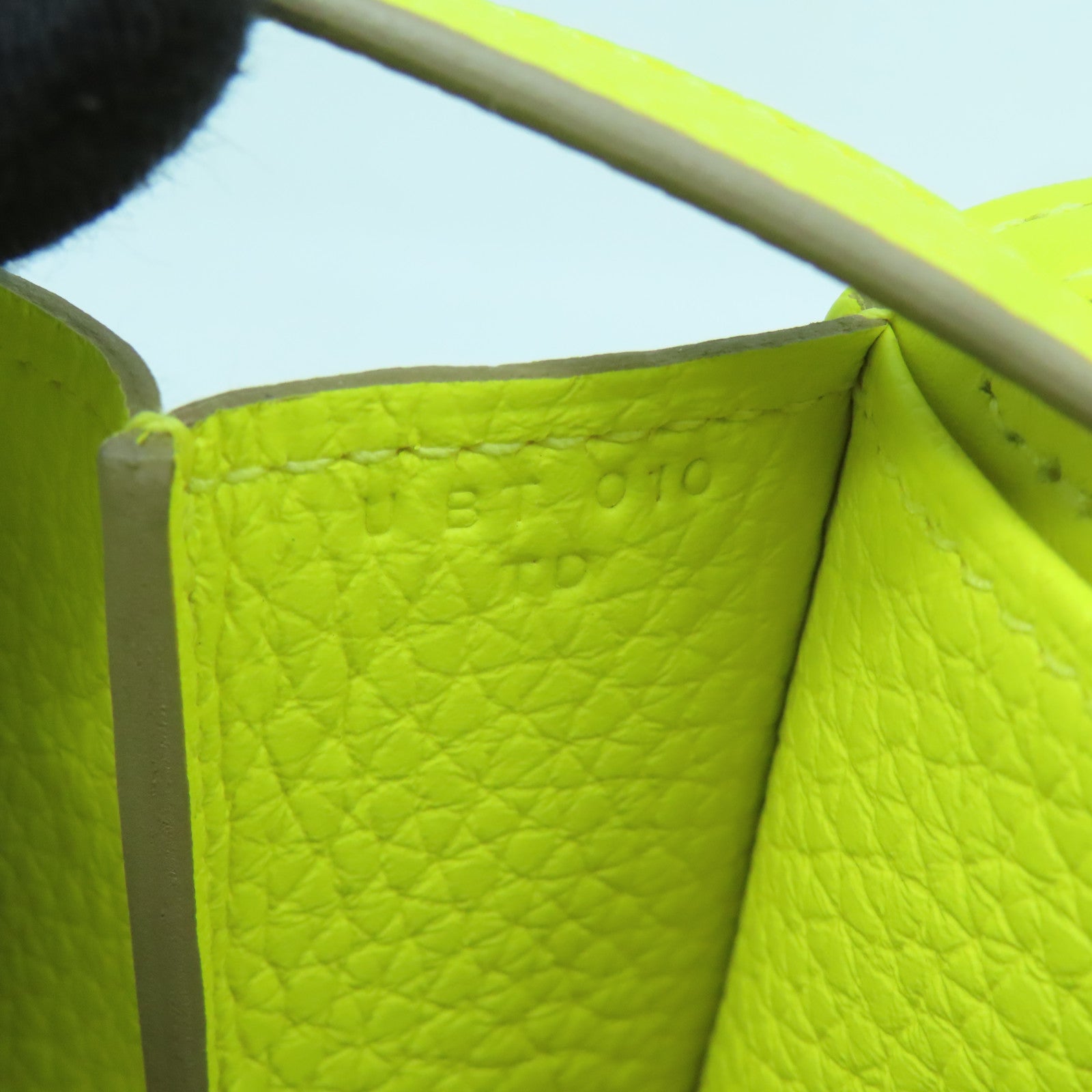 HERMES Clemence皮革Halzan 25银扣肩背袋Lime黄色