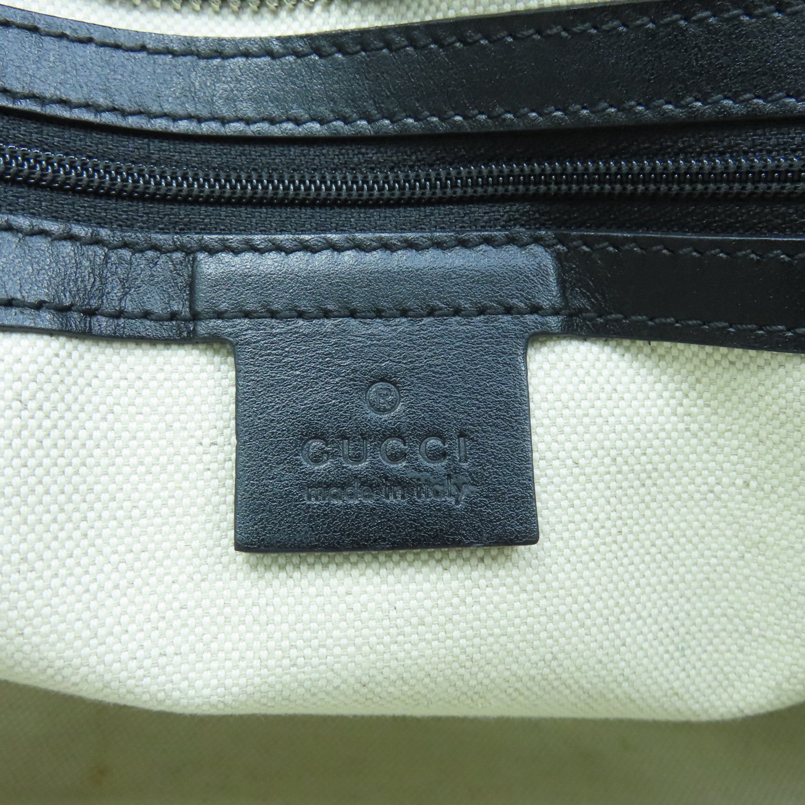 GUCCI Leather Comparison Clutch Bag Silver Buckle Black