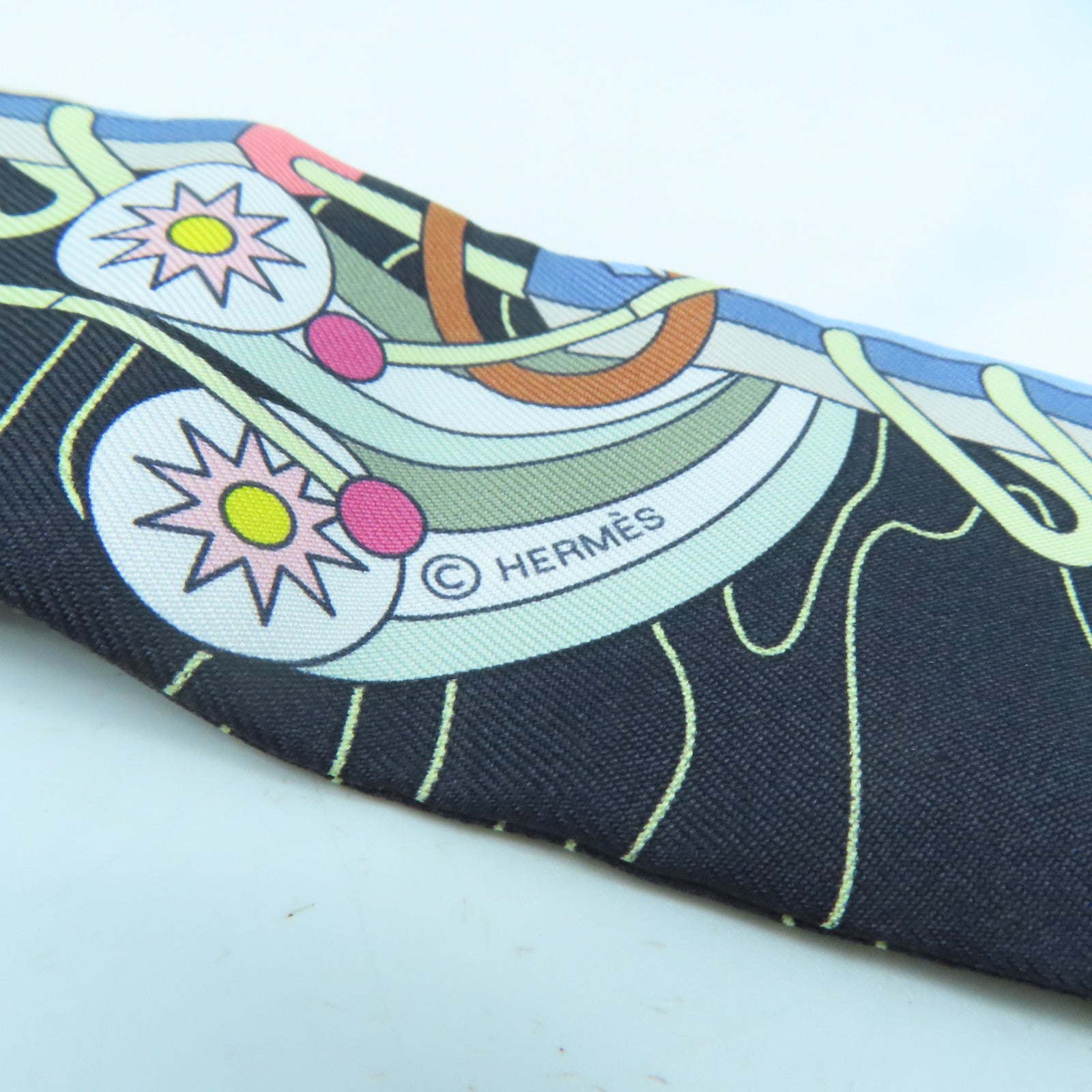 HERMES 絲質Twilly絲巾黑色/彩色