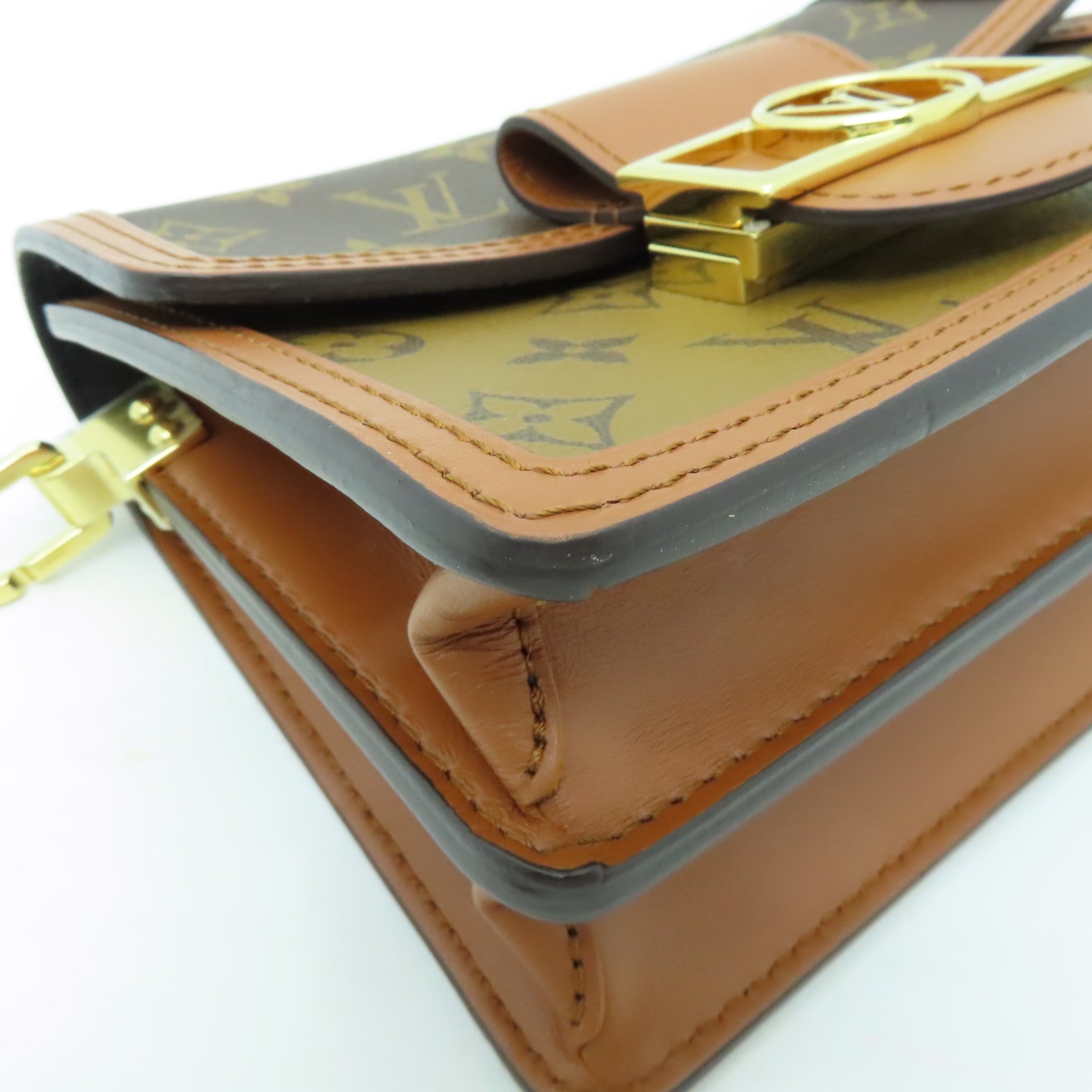 LOUIS VUITTON Monogram Reverse Mini Dauphine金扣肩背袋棕色