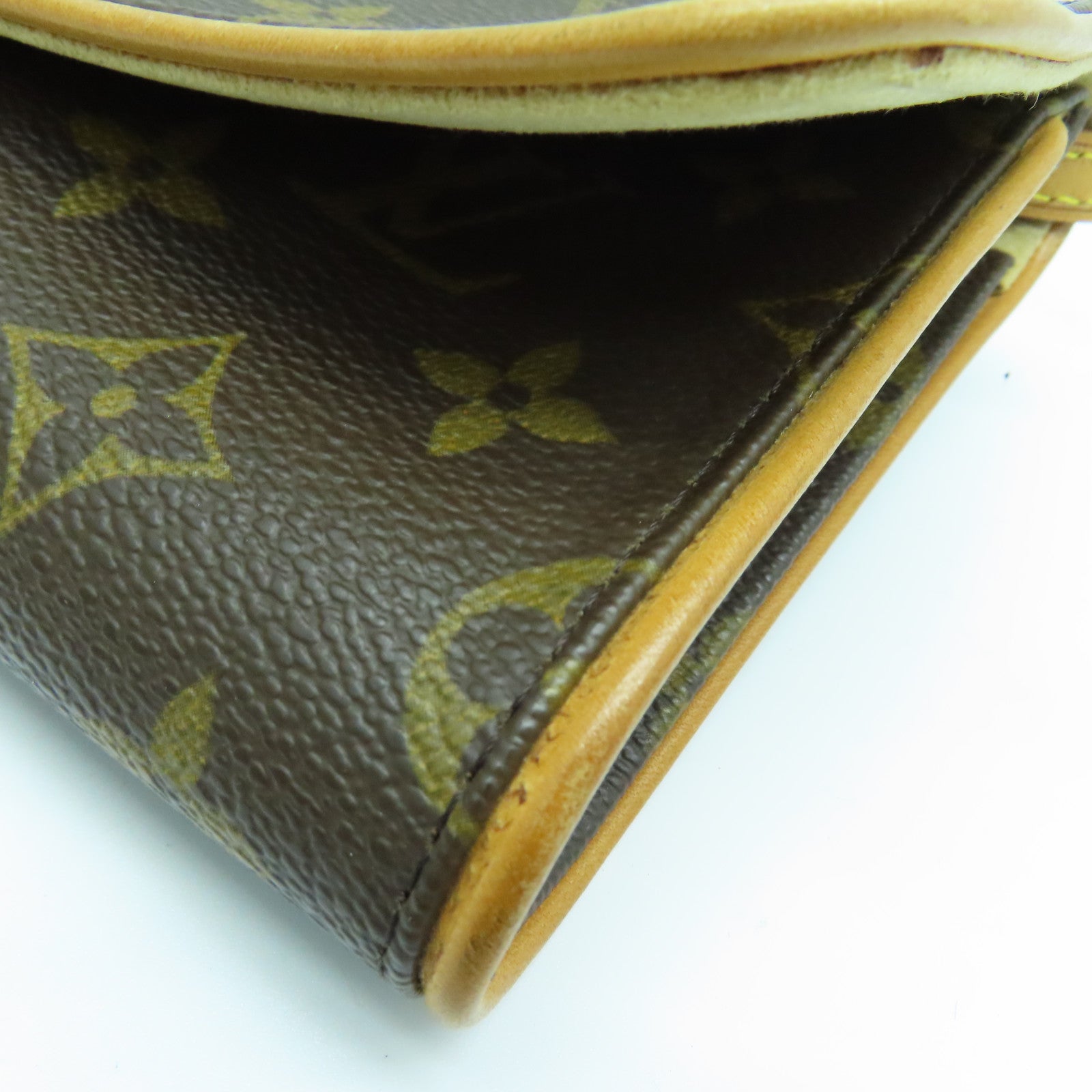 LOUIS VUITTON Monogram Pochette Twin GM金扣肩背袋啡色