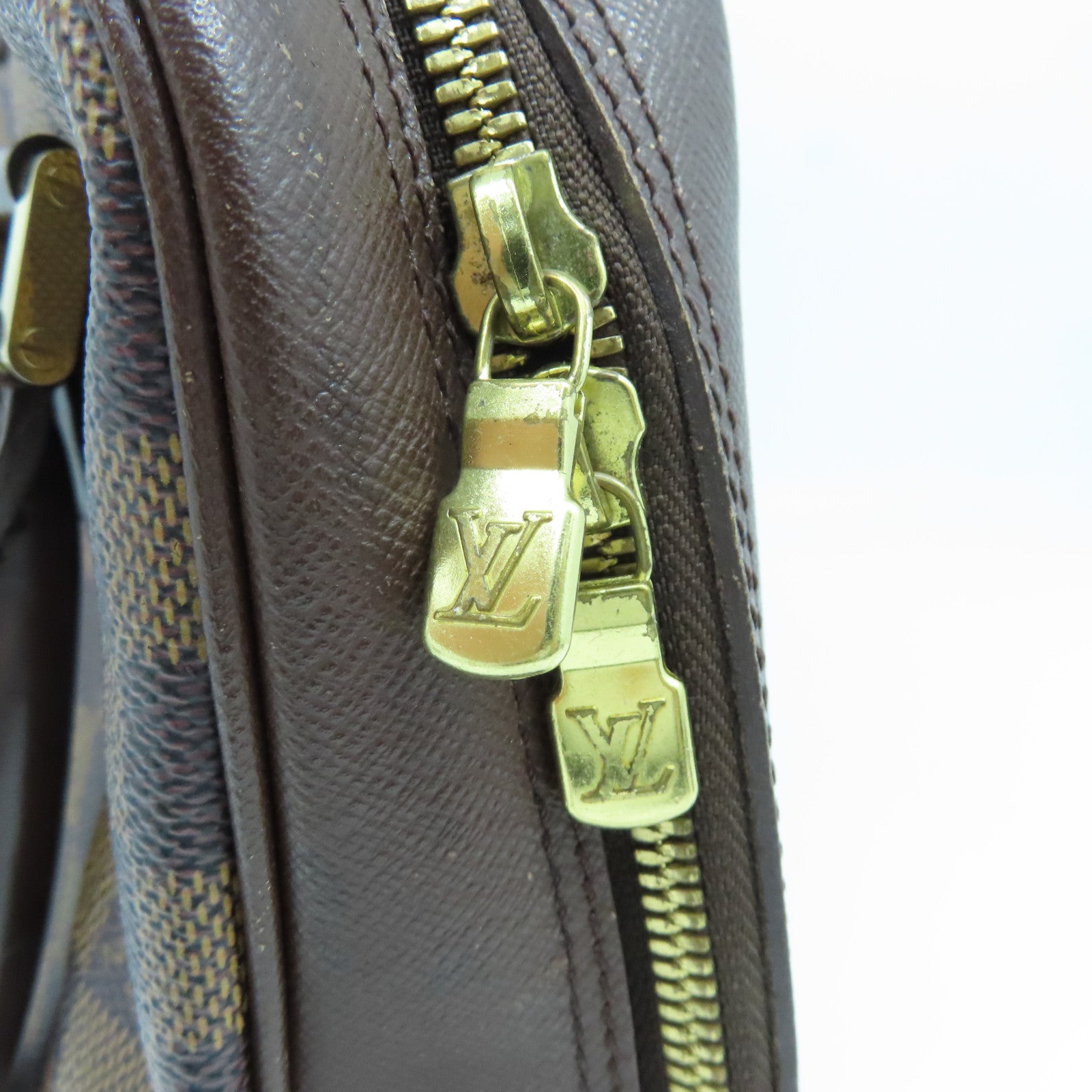 LOUIS VUITTON Damier Brera gold buckle handle bag brown