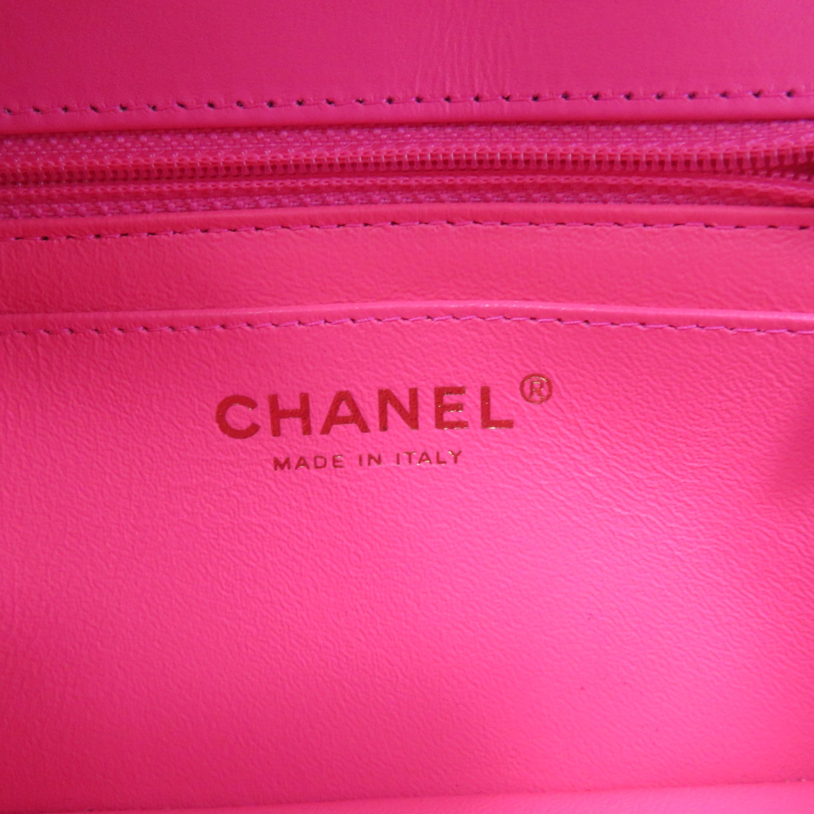 CHANEL 菱格漆皮皮革Chain Shoulder Bag金扣鏈帶肩背袋粉紅色