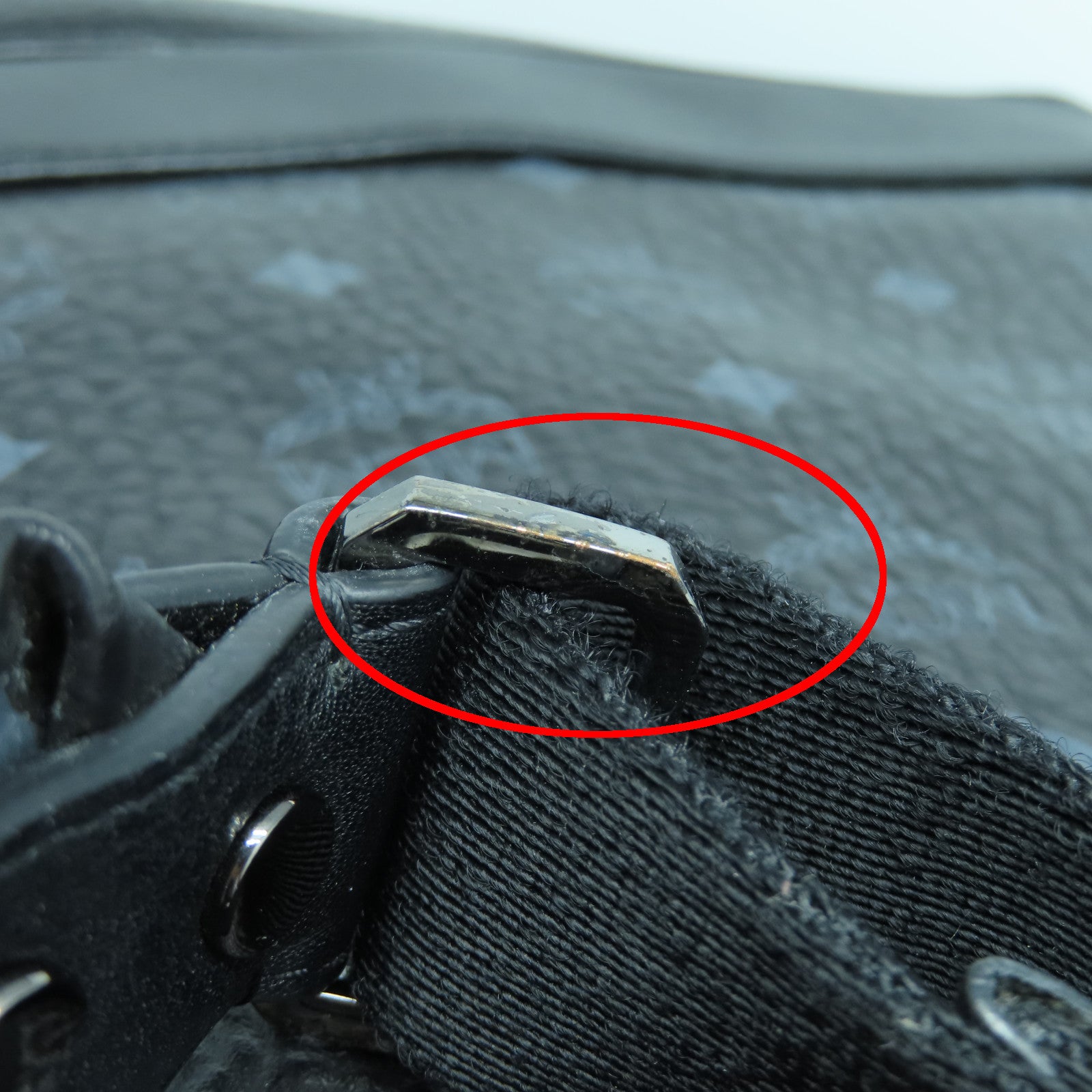 MCM 牛皮皮革Backpack背包黑色/灰色