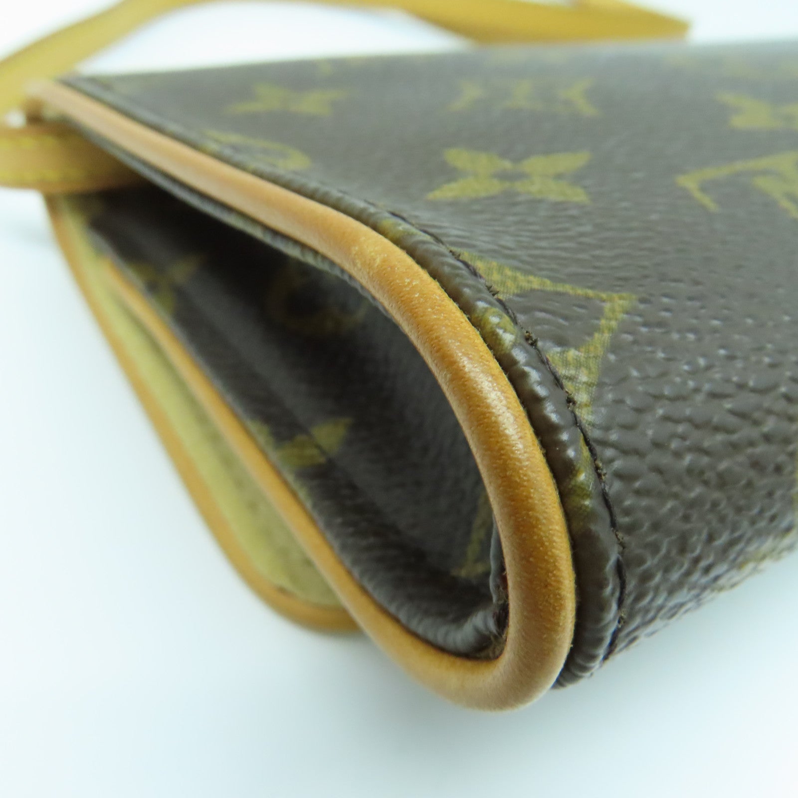 LOUIS VUITTON Monogram Pochette Twin GM金扣肩背袋啡色