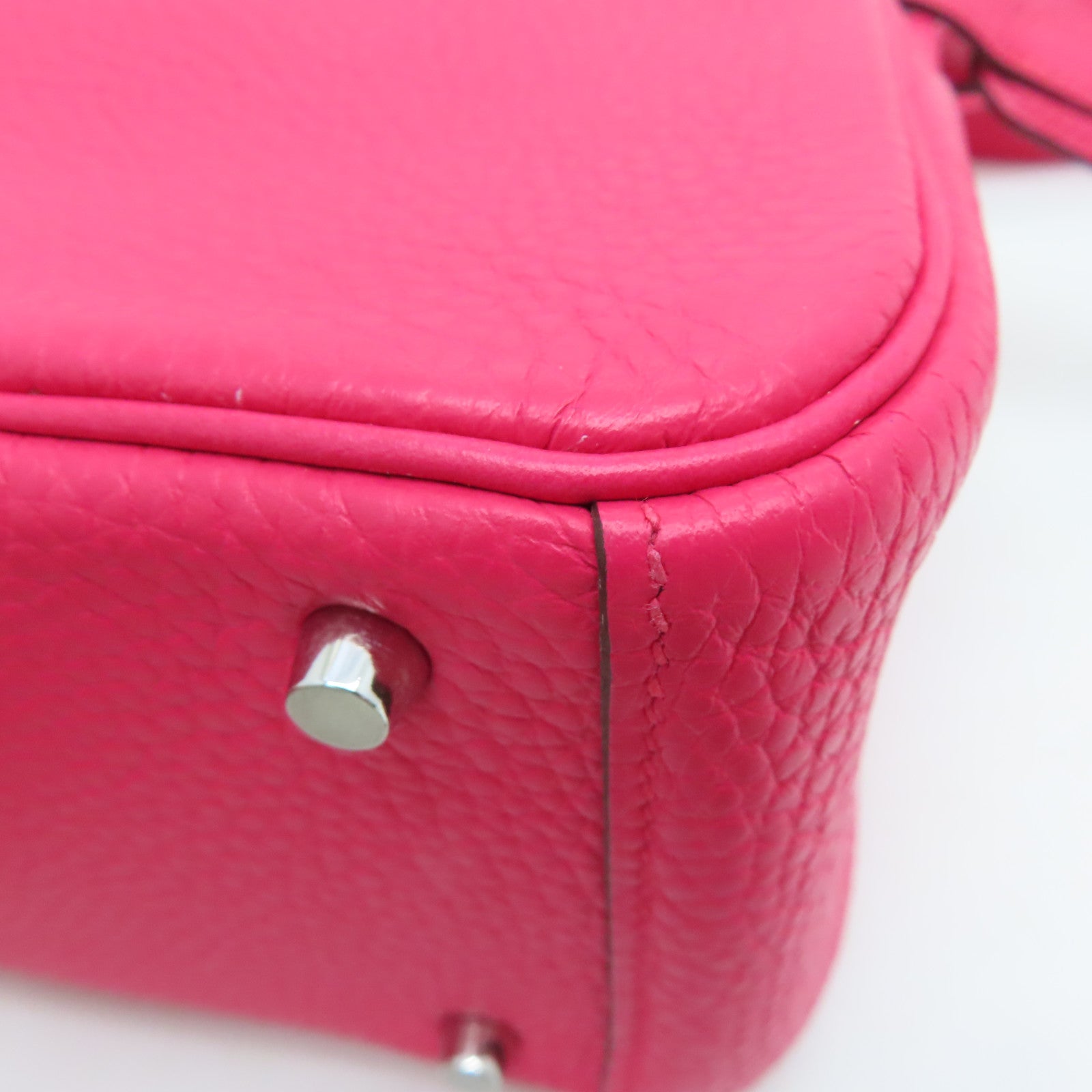 HERMES Clemence皮革Mini Lindy银扣肩背袋玉兰粉