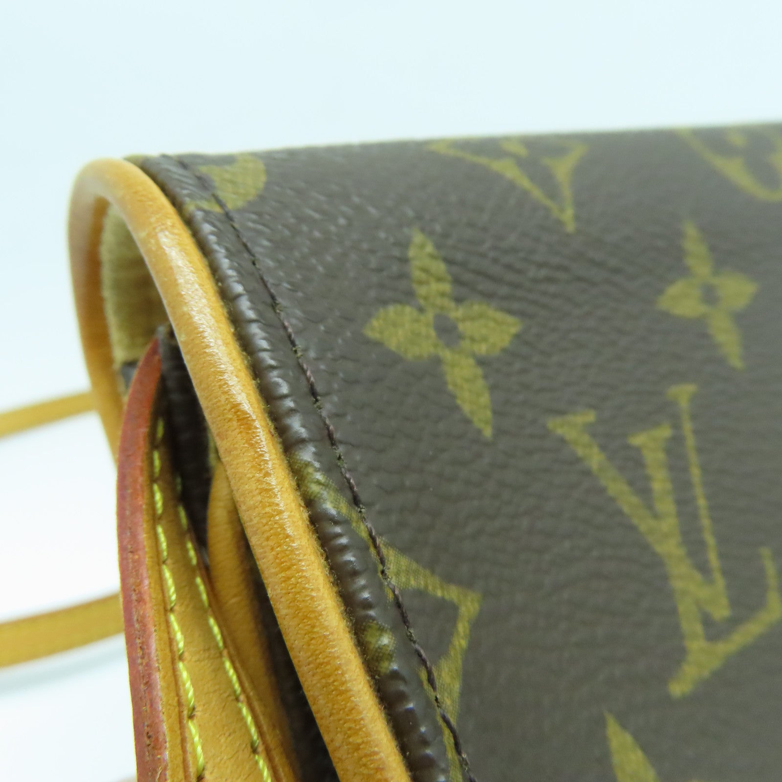 LOUIS VUITTON Monogram Pochette Twin GM金扣肩背袋啡色