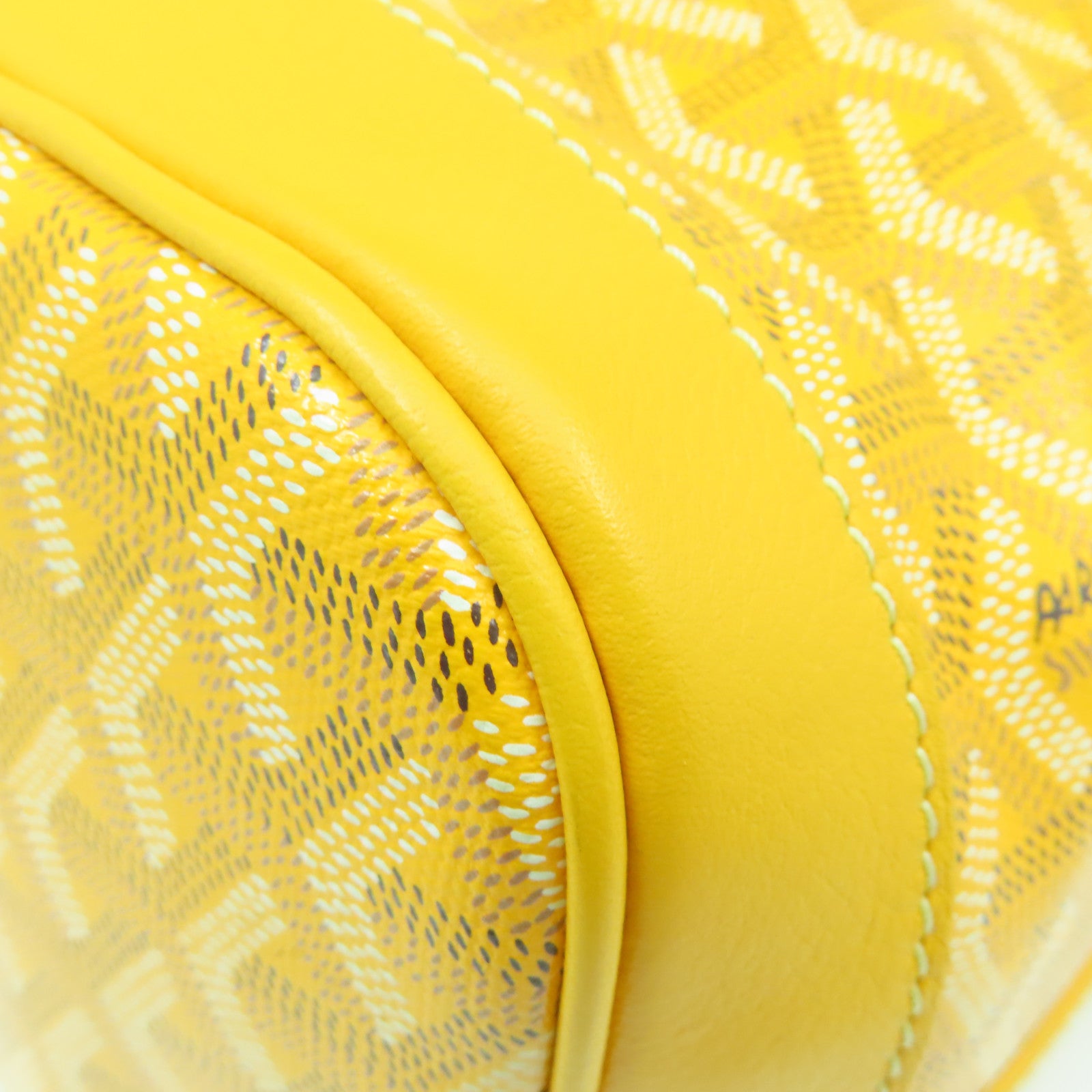 GOYARD 塗層帆布Petit Plot銀扣肩背袋黃色