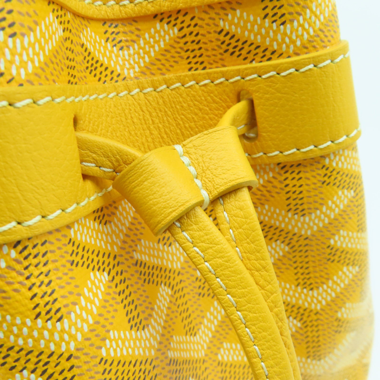 GOYARD 塗層帆布Petit Plot銀扣肩背袋黃色
