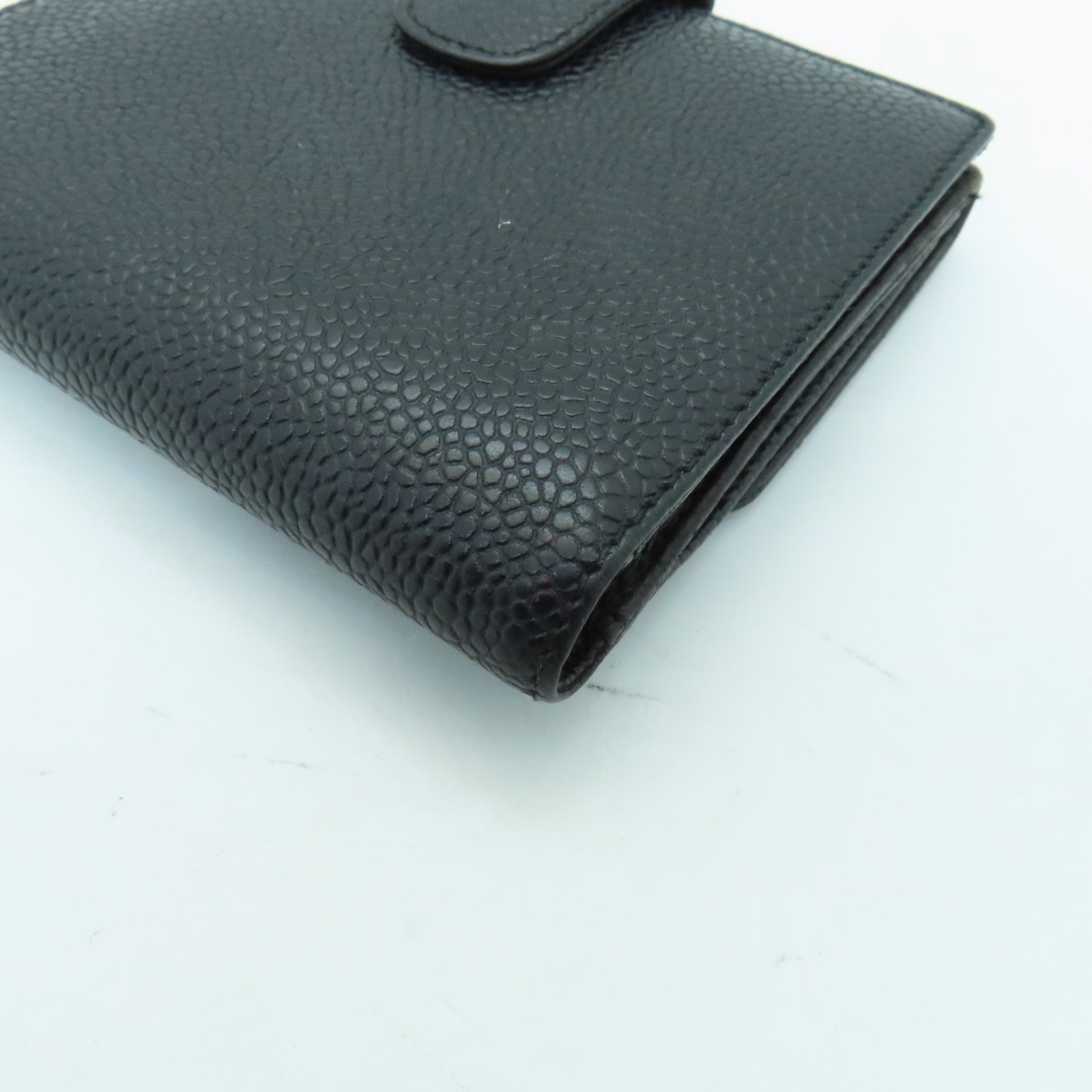 CHANEL Caviar Leather Vitage Wallet Silver Buckle Wallet Black