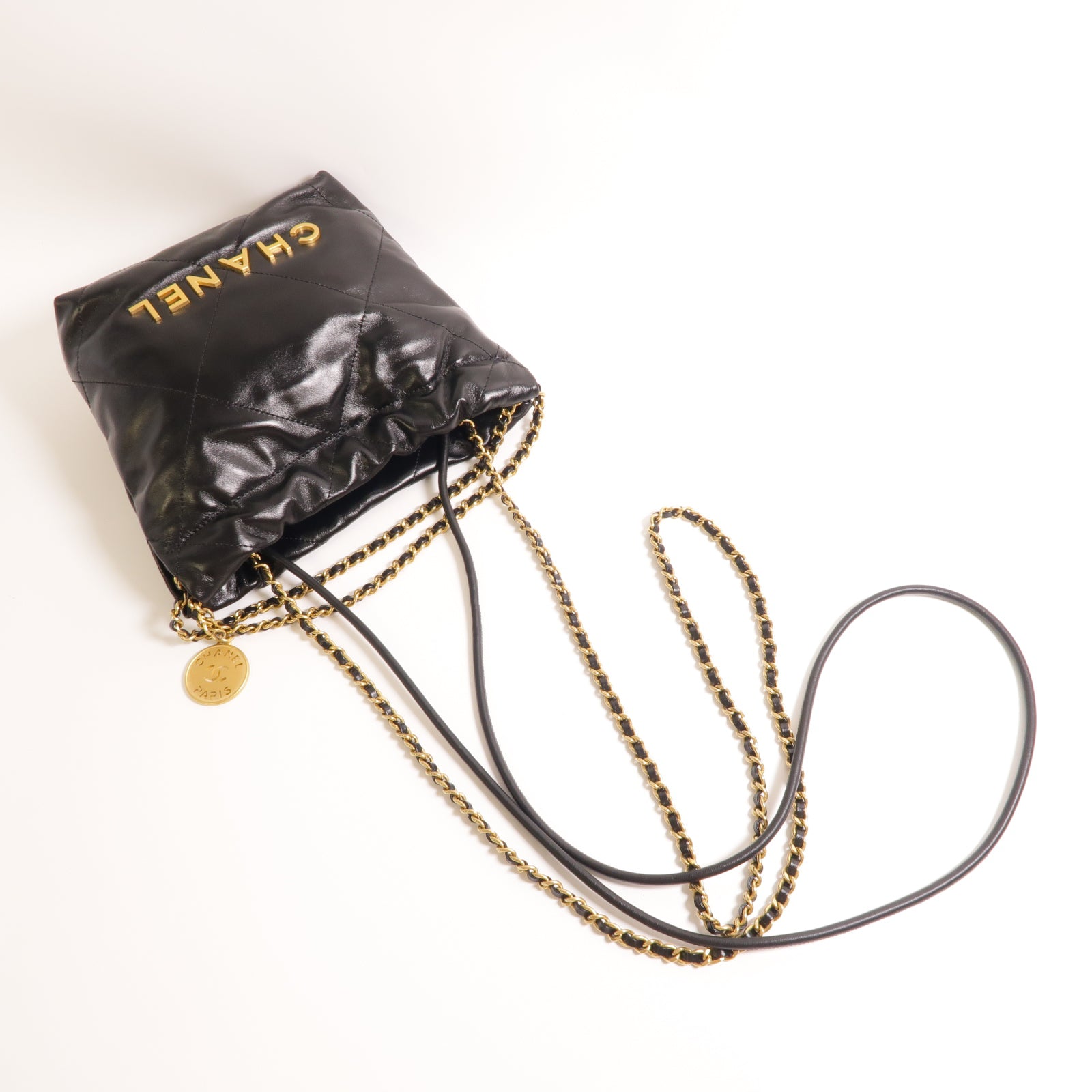 CHANEL 菱格牛皮皮革Mini 22金扣鏈帶手挽肩背兩用袋黑色