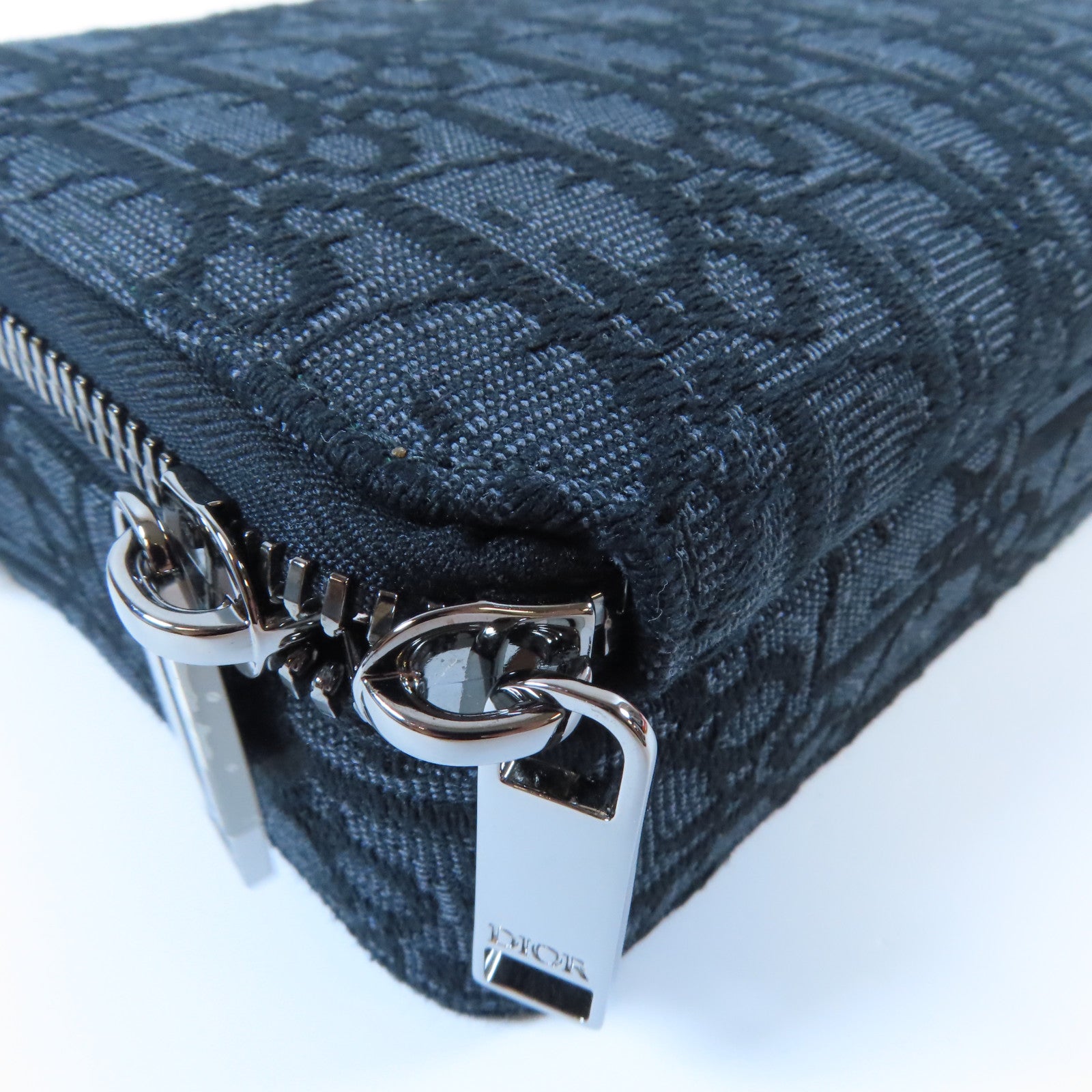 Dior 帆布Pouch with Strap銀扣肩背袋黑色