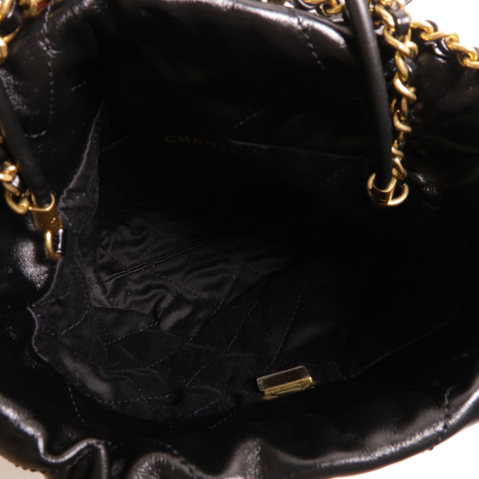 CHANEL 菱格牛皮皮革Mini 22金扣鏈帶手挽肩背兩用袋黑色