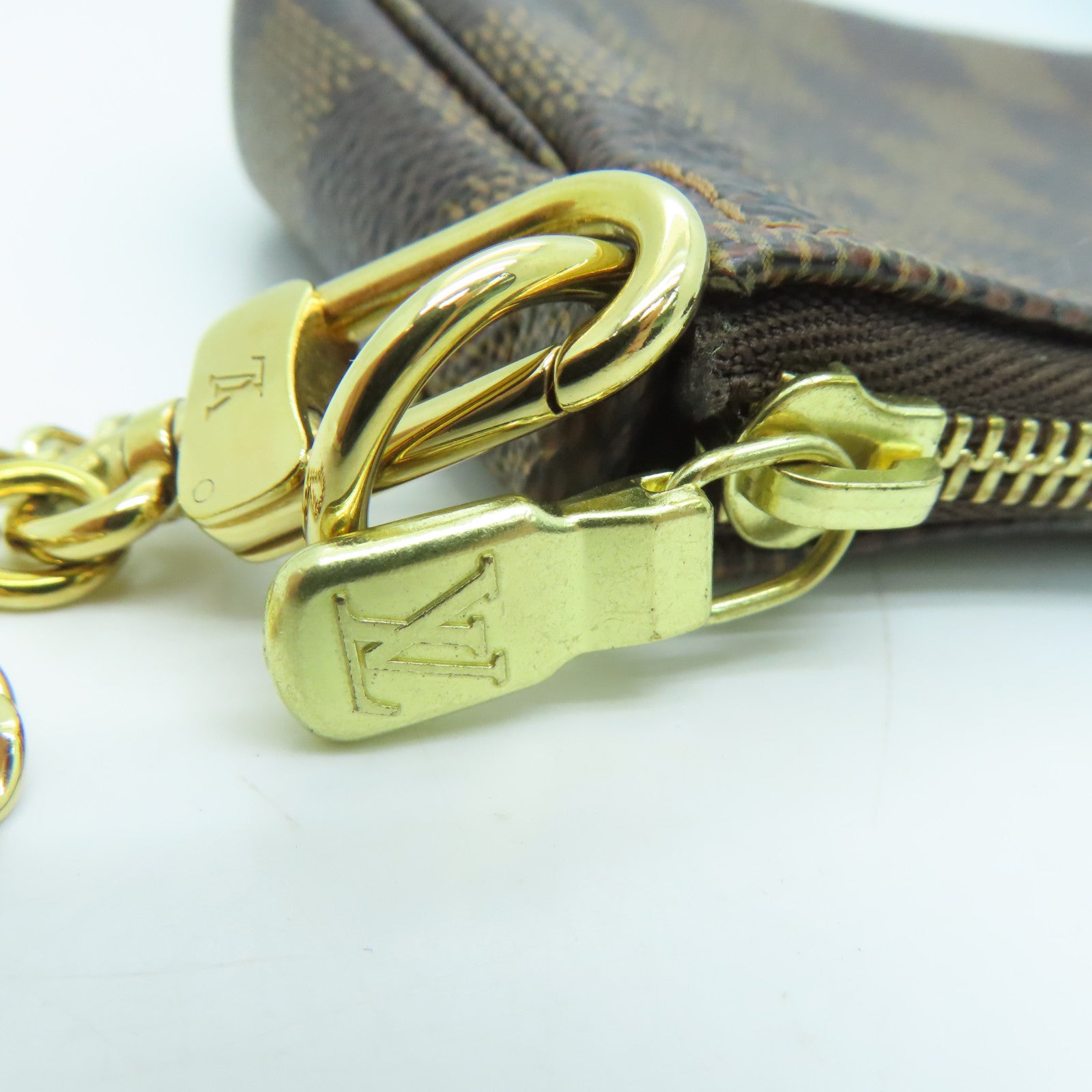 LOUIS VUITTON Damier Mini Pochette Pouch Gold Buckle Clutch Brown