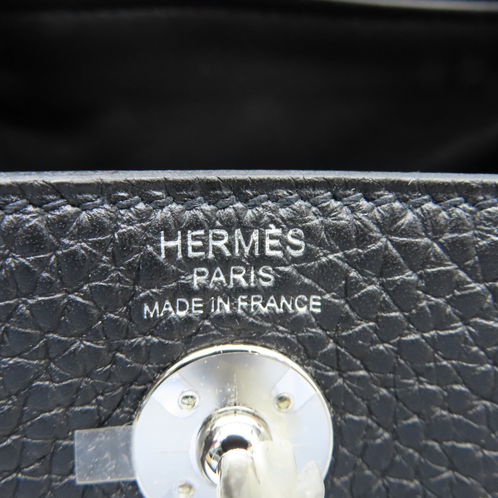 HERMES Taurillon Clemence皮革Mini Lindy銀扣手挽肩背兩用袋黑色