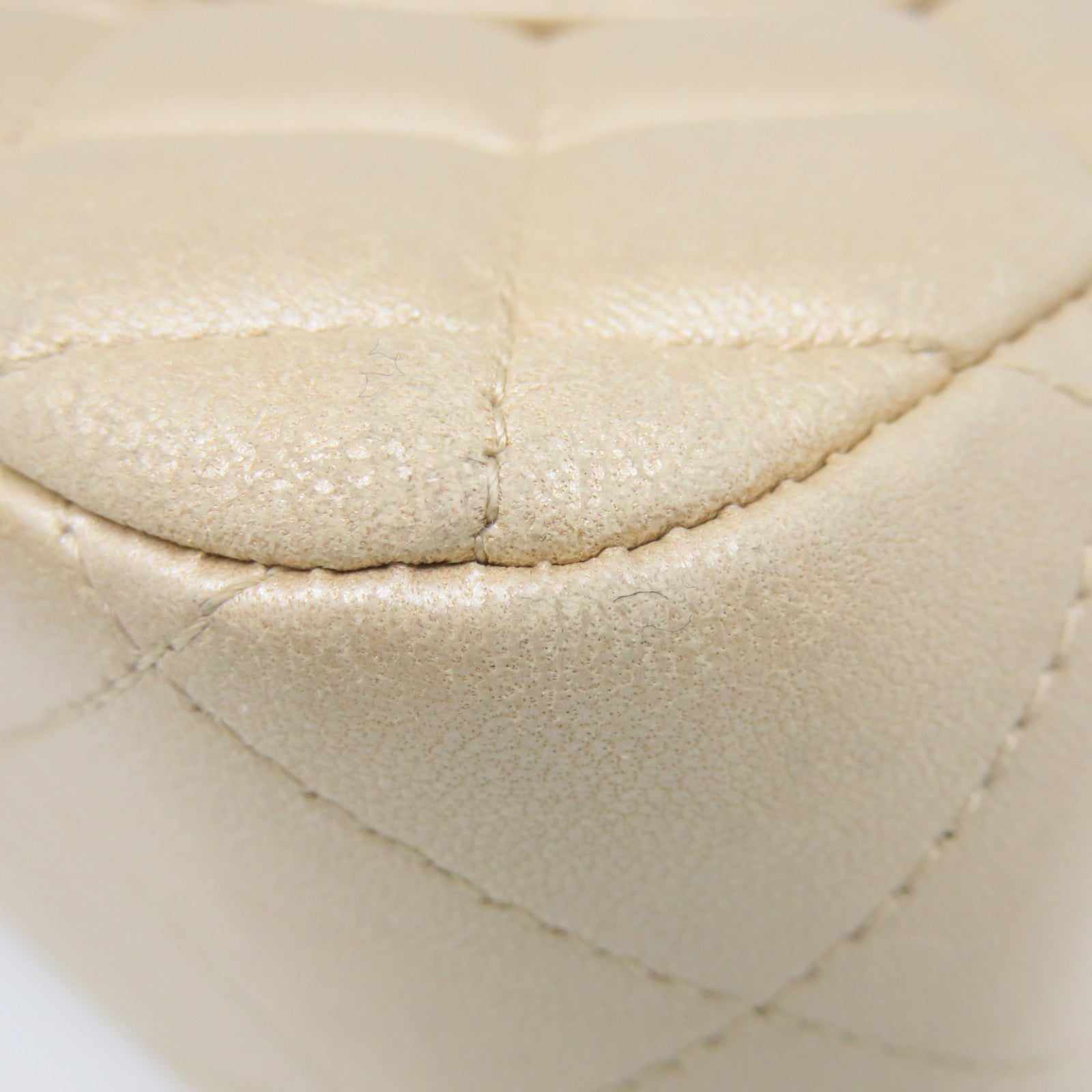 CHANEL 【激減優惠】菱格羊皮皮革Jumbo Chain Shoulder Bag金扣鏈帶肩背袋金色