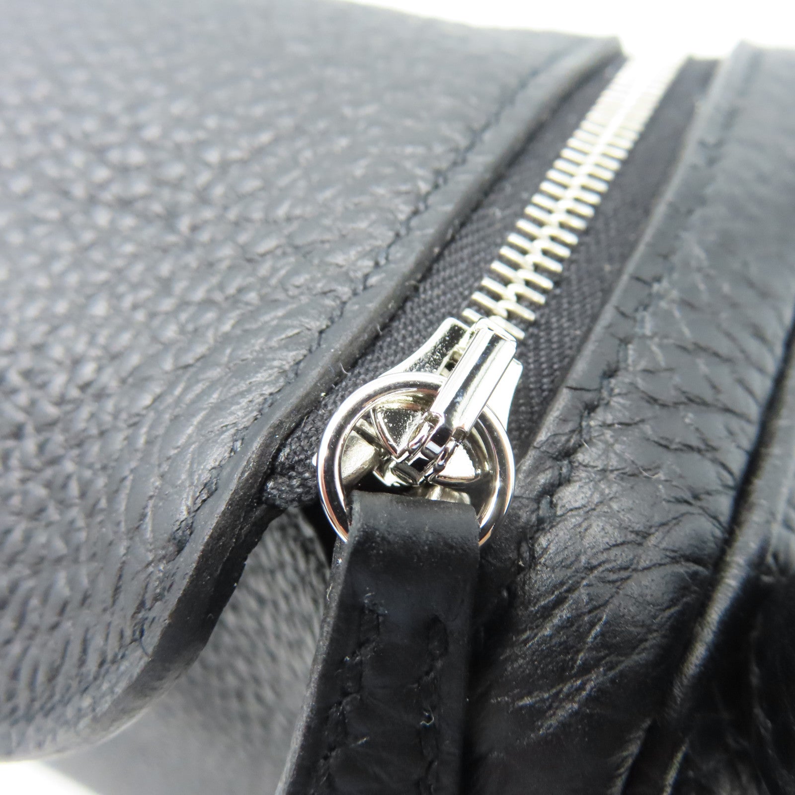 HERMES Taurillon Clemence皮革Mini Lindy銀扣手挽肩背兩用袋黑色