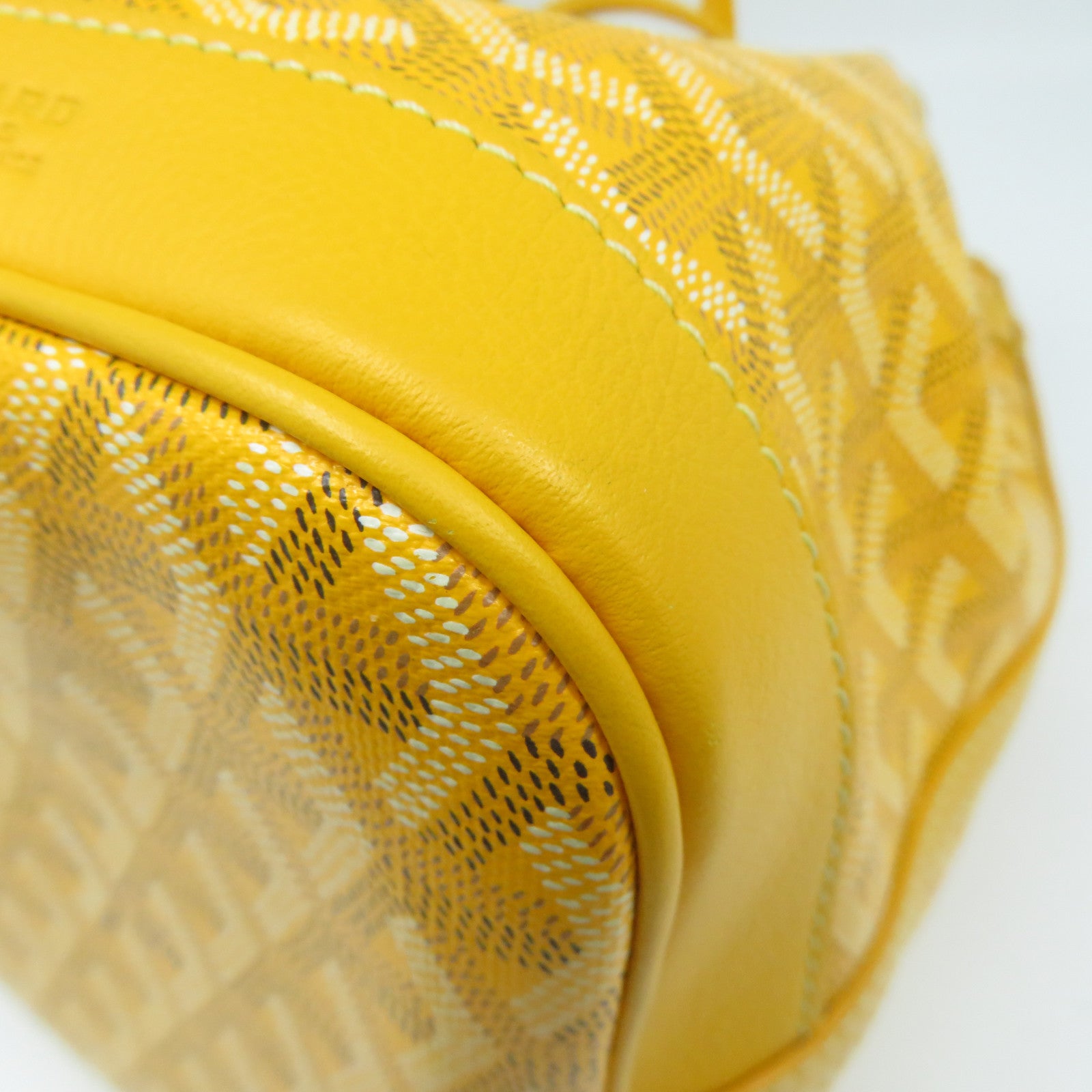 GOYARD 塗層帆布Petit Plot銀扣肩背袋黃色