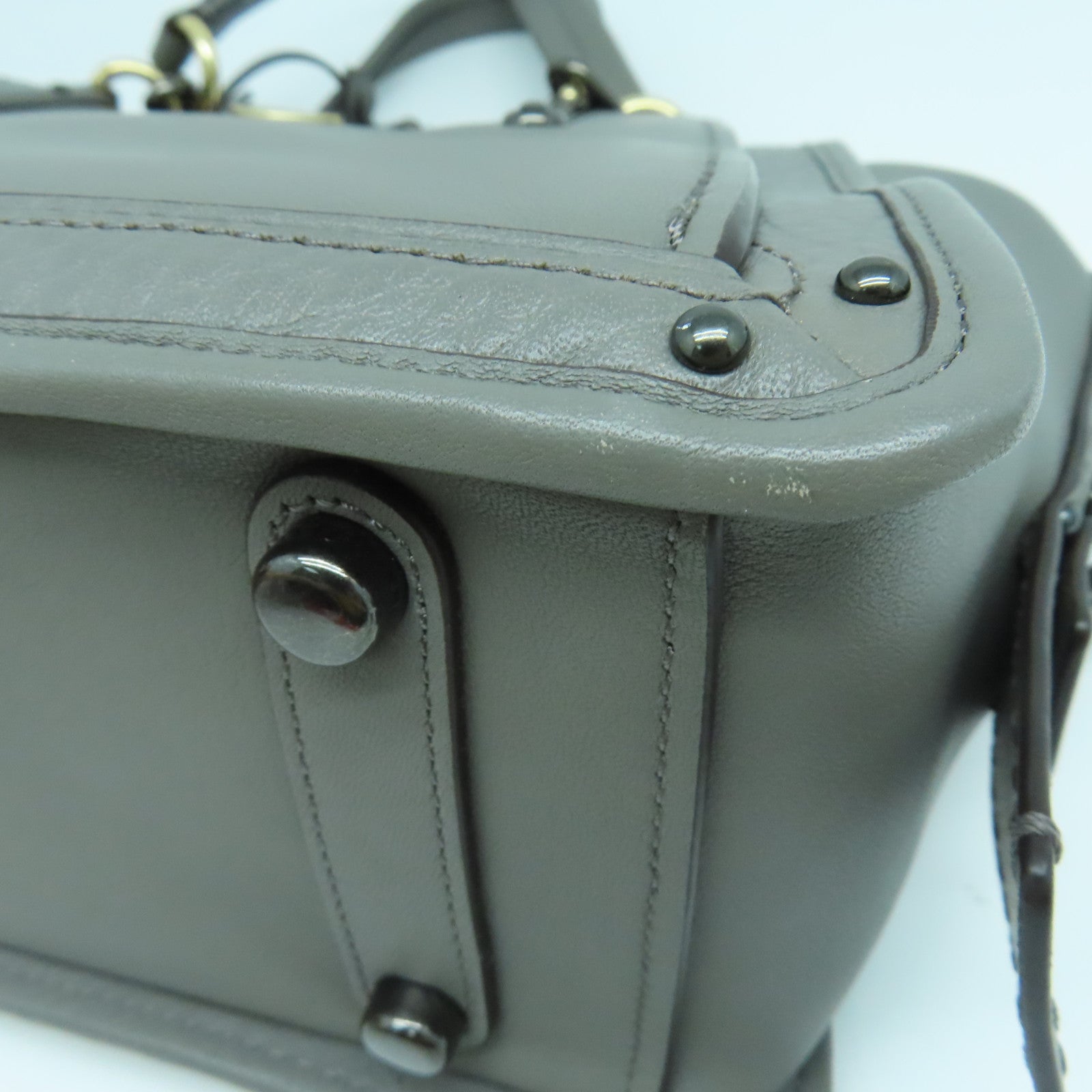 COACH 【激減優惠】牛皮皮革2 Way Shoulder金扣/黑扣手挽肩背兩用袋灰色