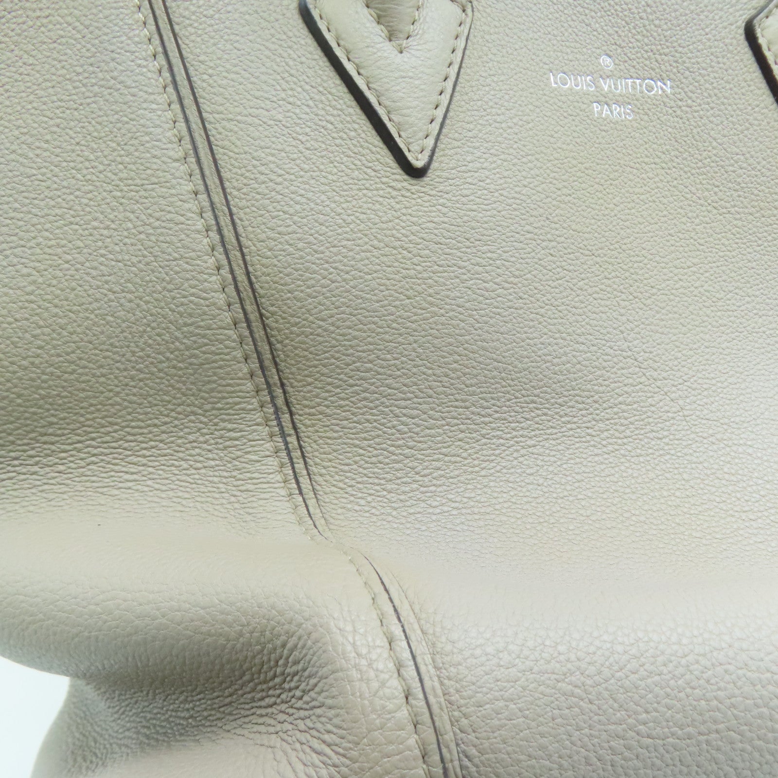 LOUIS VUITTON [Sharp Discount] Cowhide Leather Soft Lockit Silver Buckle Handle Shoulder Back Dual-purpose Bag Gray Brown