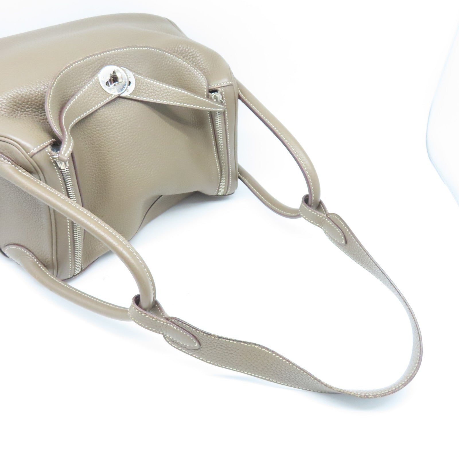 HERMES Taurillon Clemence皮革Lindy 30银扣手挽肩背两用袋大象灰色